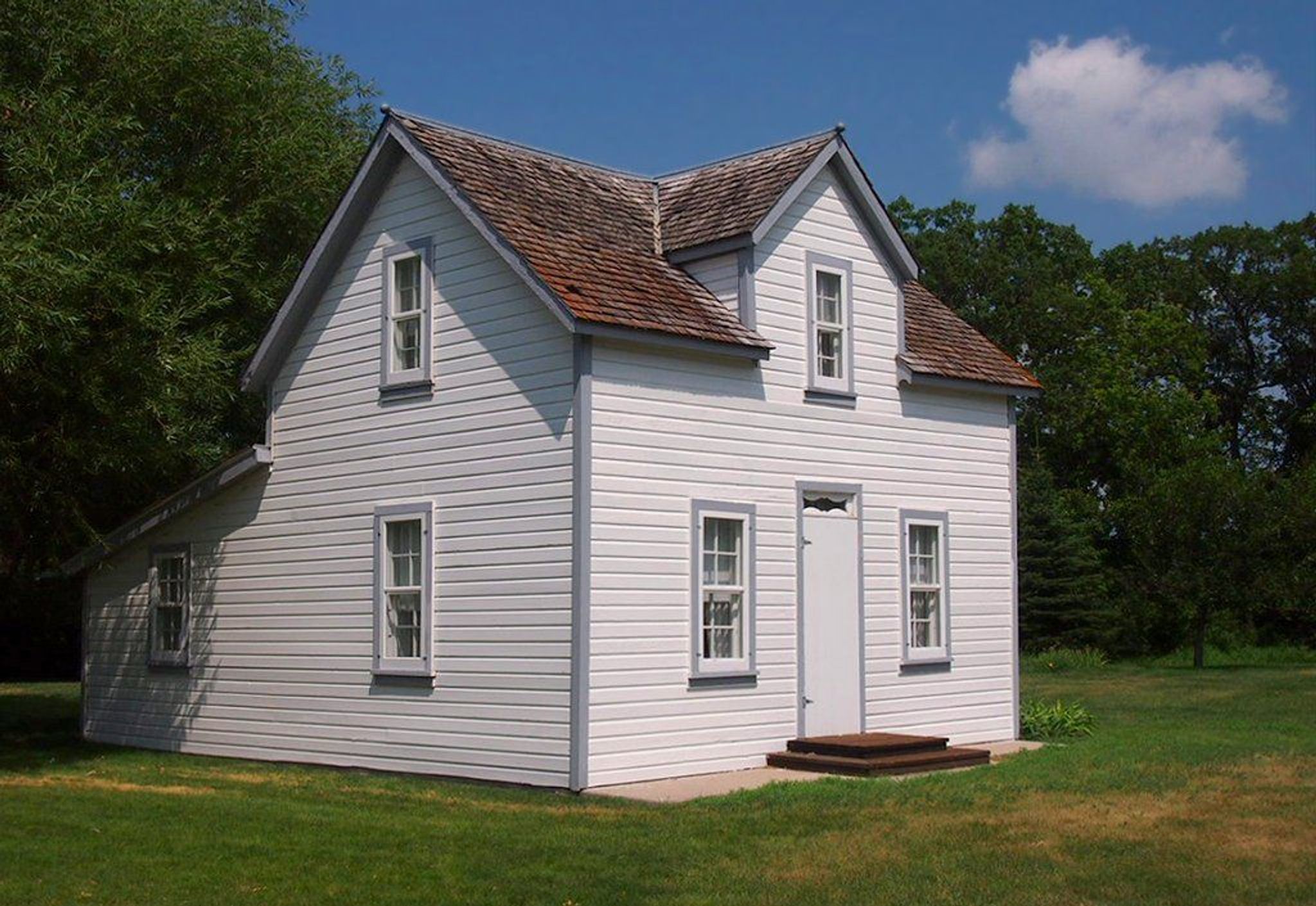 Gunlogson Farmstead Historic Site, Icelandic State Park, North Dakota. Photo by McGhiever.