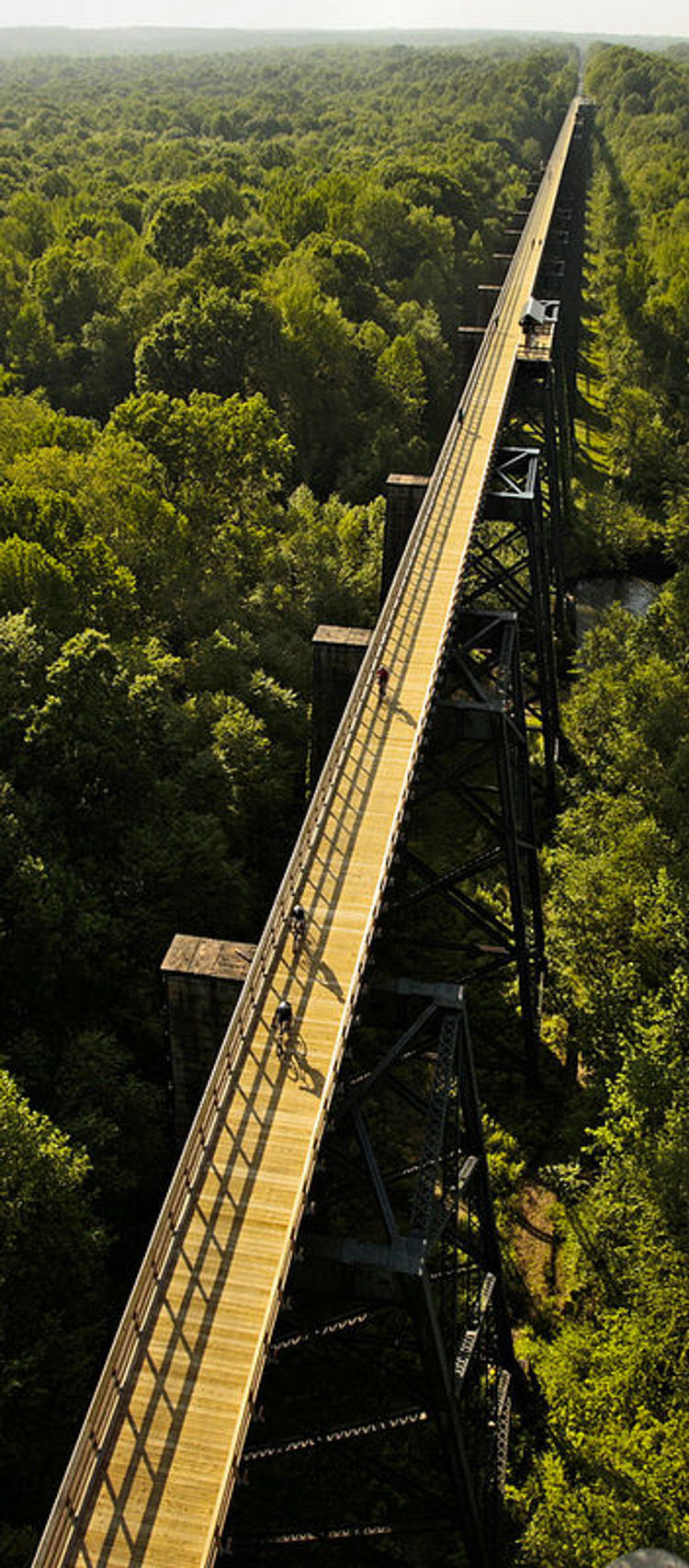 Trail users enjoy High Bridge Trail State Park