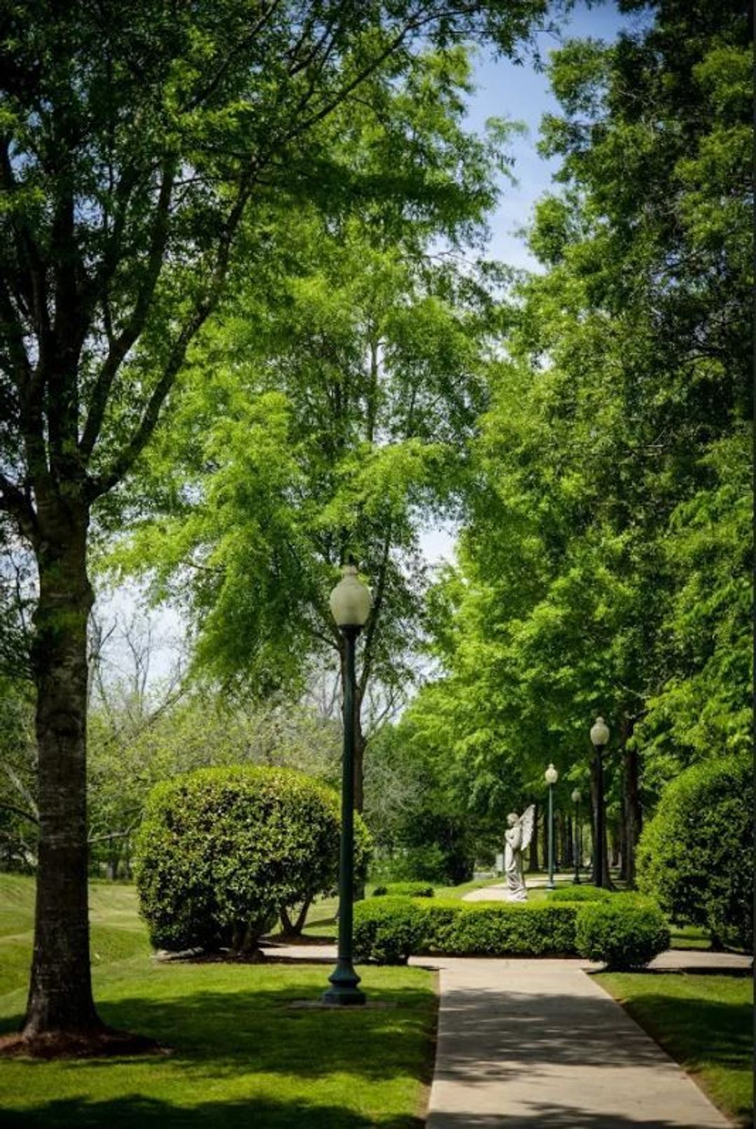 Landscape and statuary along the Kitty Dill Memorial Parkway. Photo by West Point Main Street.