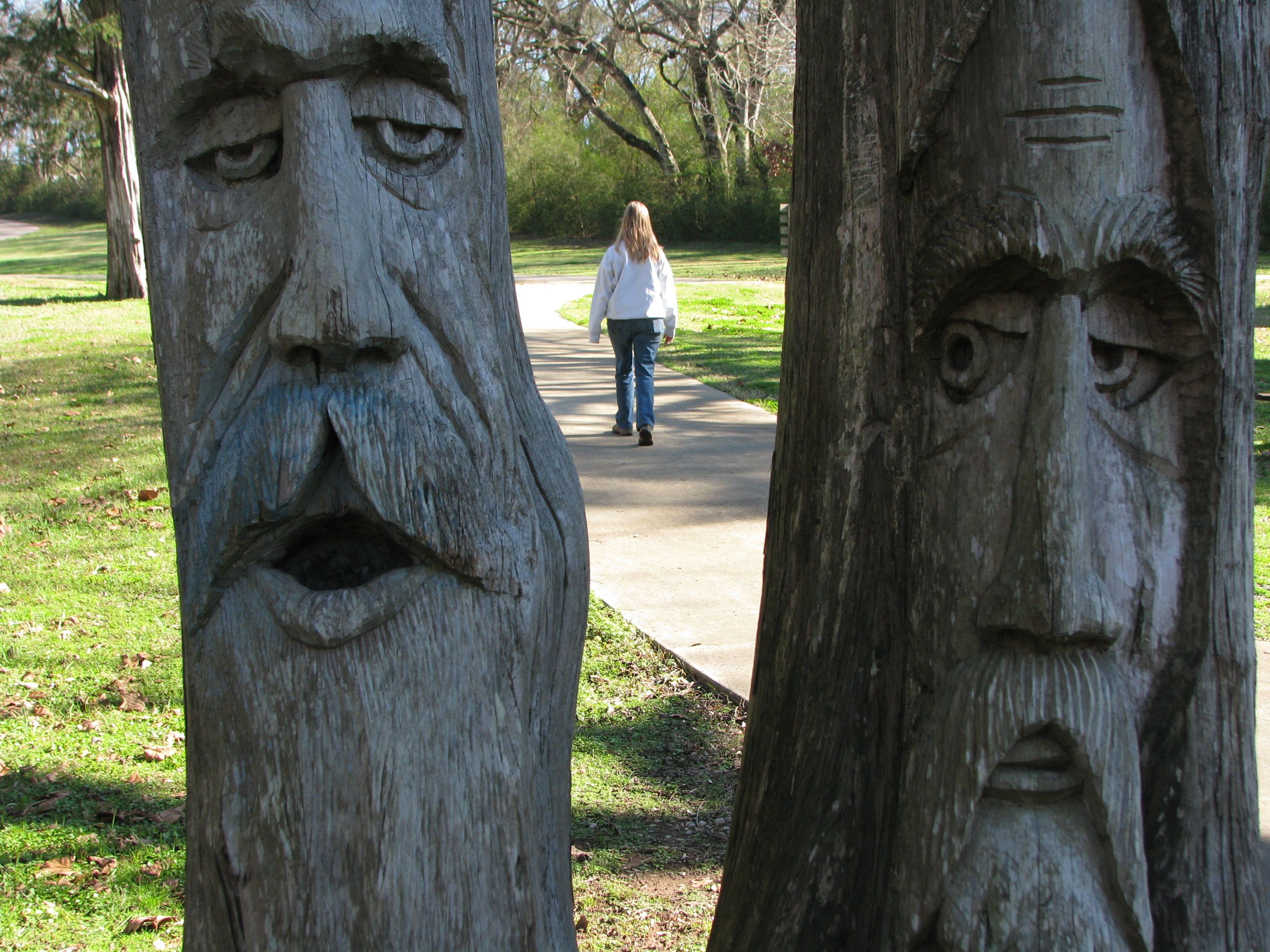 Two Heads by Tim Tingle. Photo by Andrew Cost.