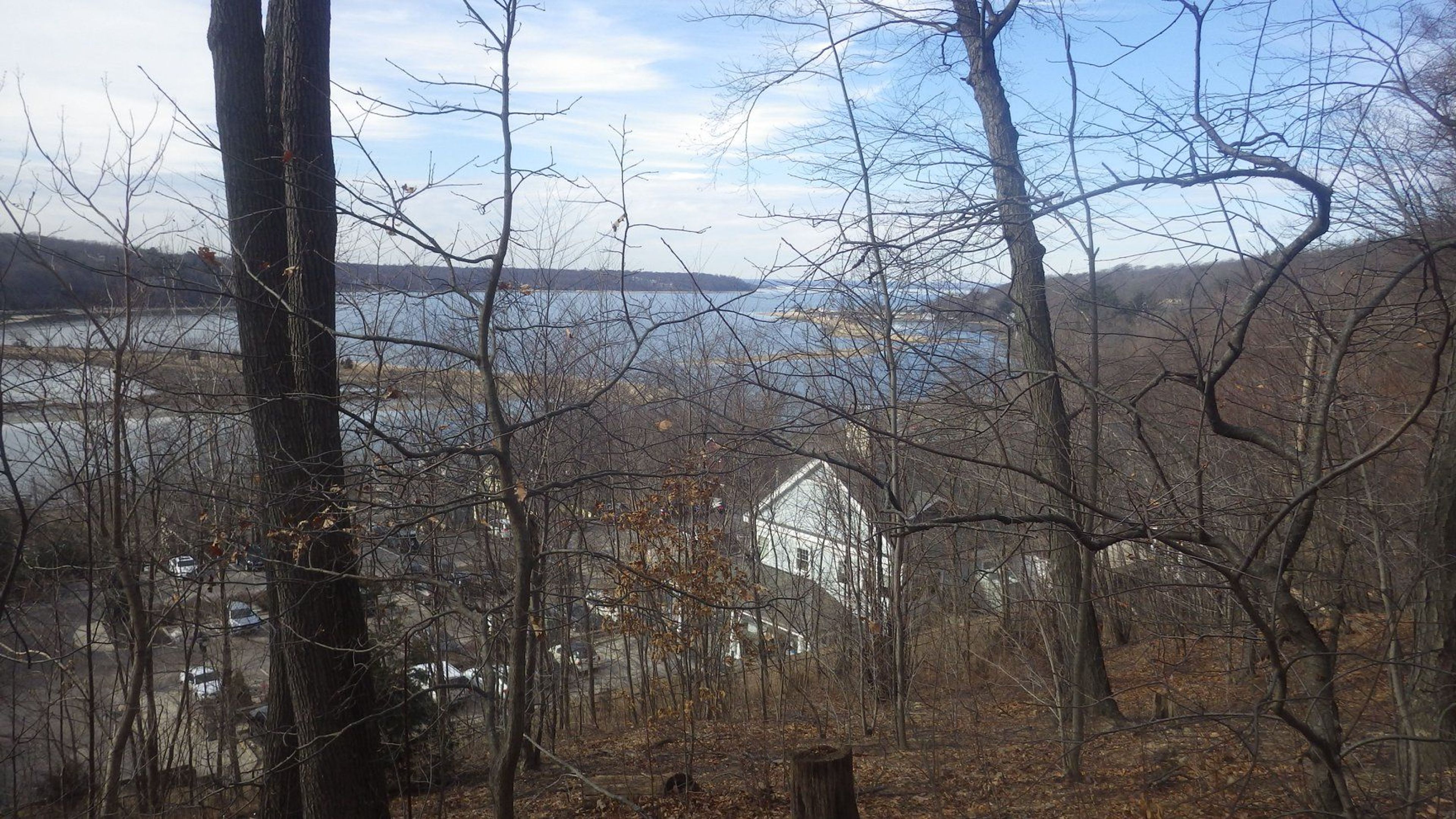 View of Inner Harbor on Nassau-Suffolk Trail in Cold Spring Harbor State Park NY. Photo by Mike Helbing/Metrotrails.