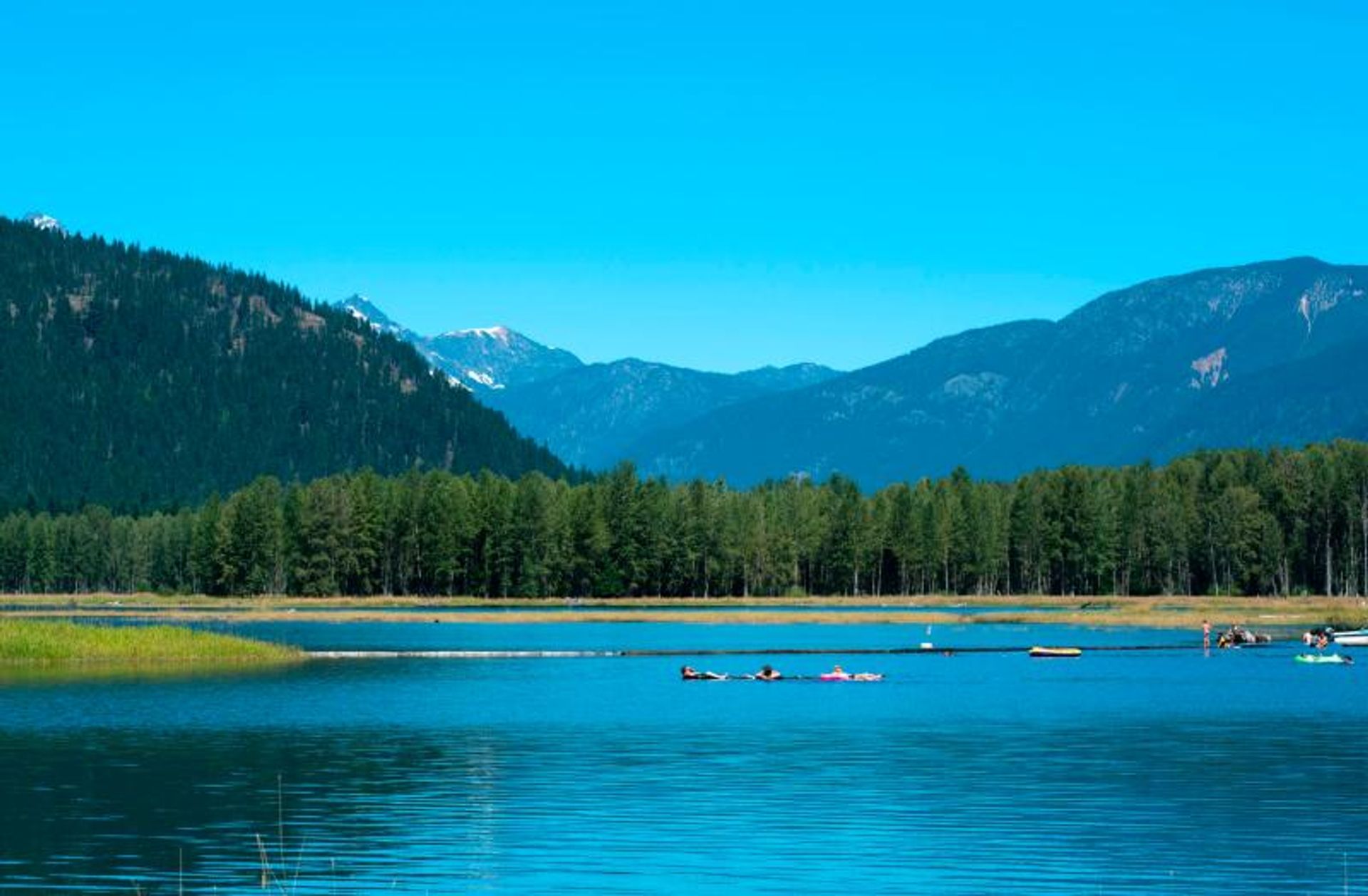 Visitors recreate in Hozomeen, the northern end of Ross Lake NRA. Photo by NPS Photo/Deby Dixon.