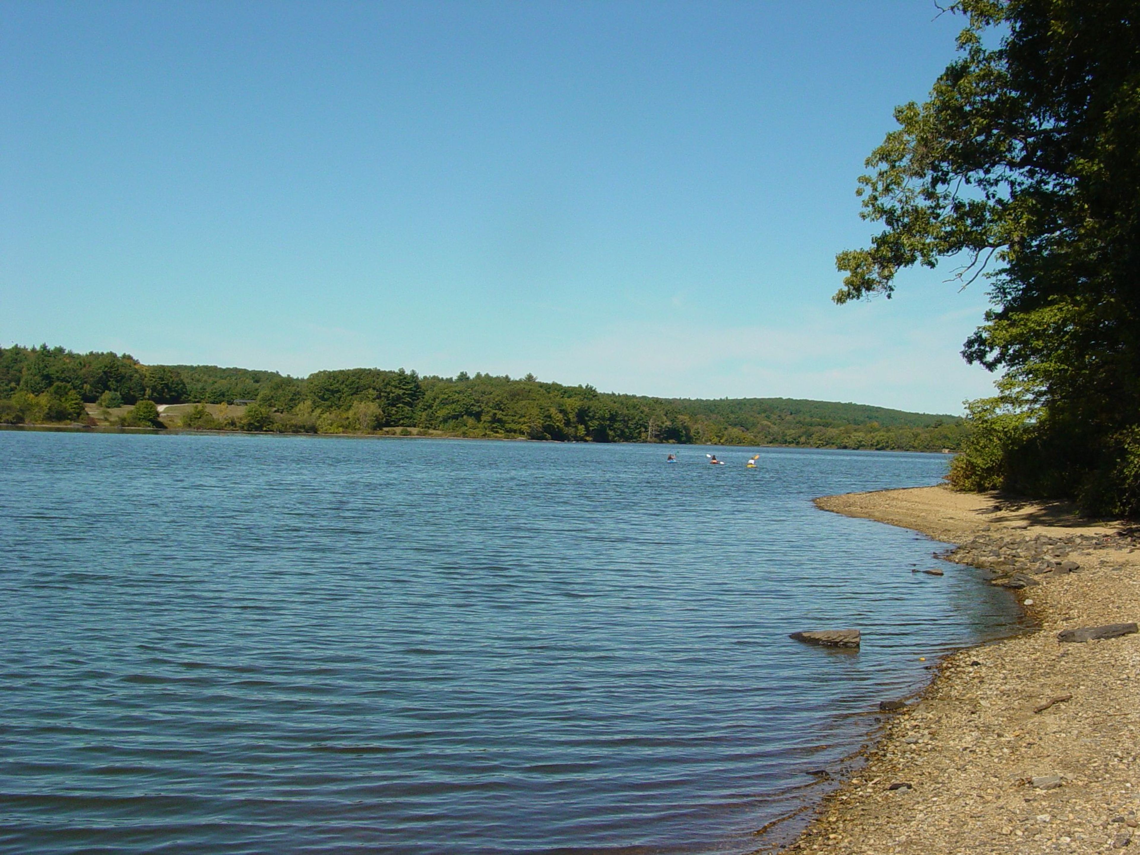 North View from West Thompson Lake Boat Ramp. Photo by US Army Corp of Engineers.