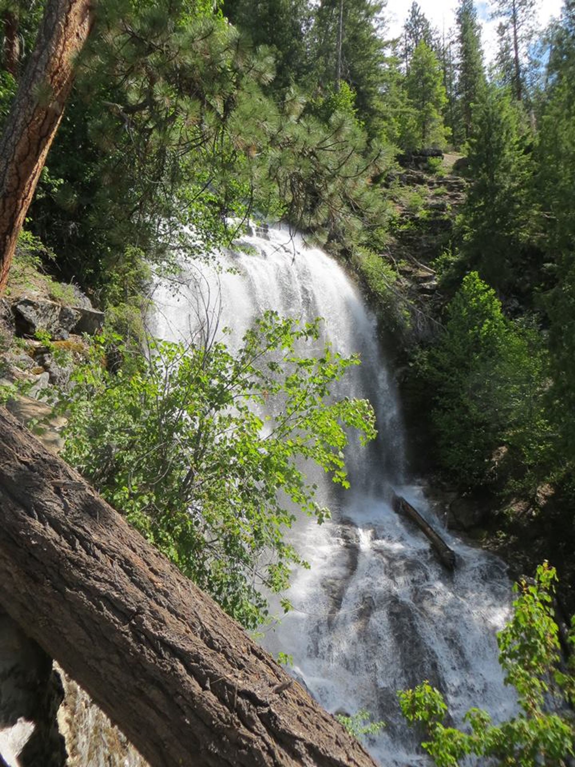 Silver Falls on the Entiat Ranger District. Photo by USFS/Patrick Herman.