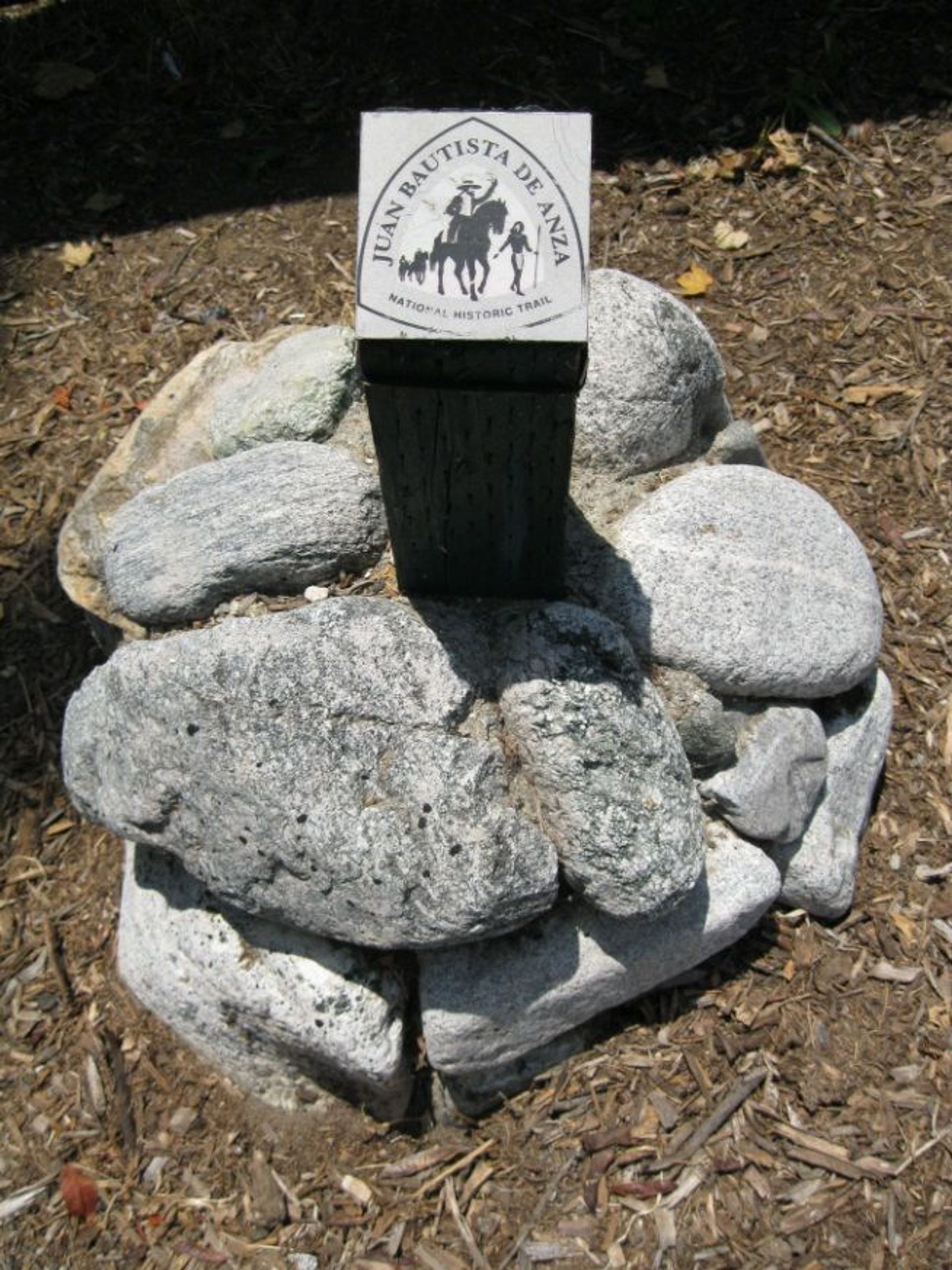 LA River Trail: Anza National Trail Marker