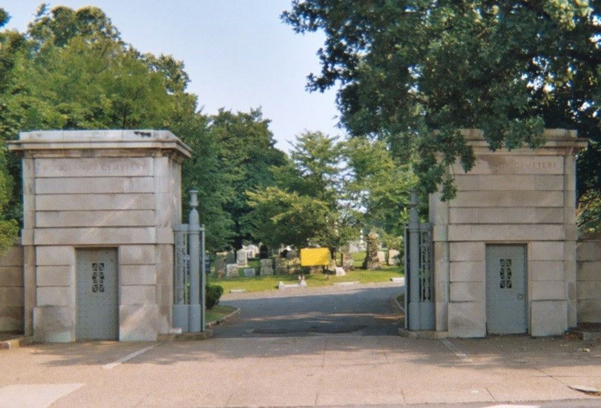 Gate to Woodlands Cemetary. Photo by Bruce Anderson/wiki.