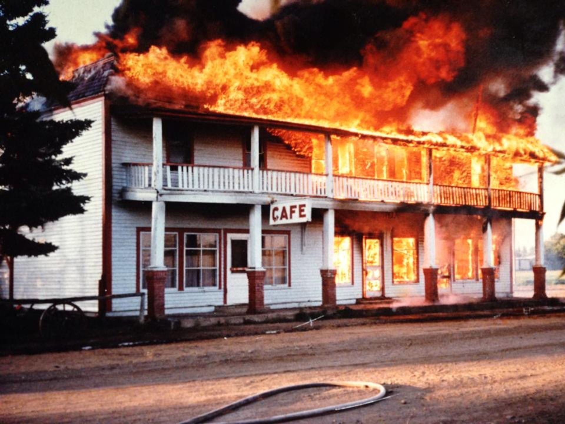 Therien Hotel burning in 1981