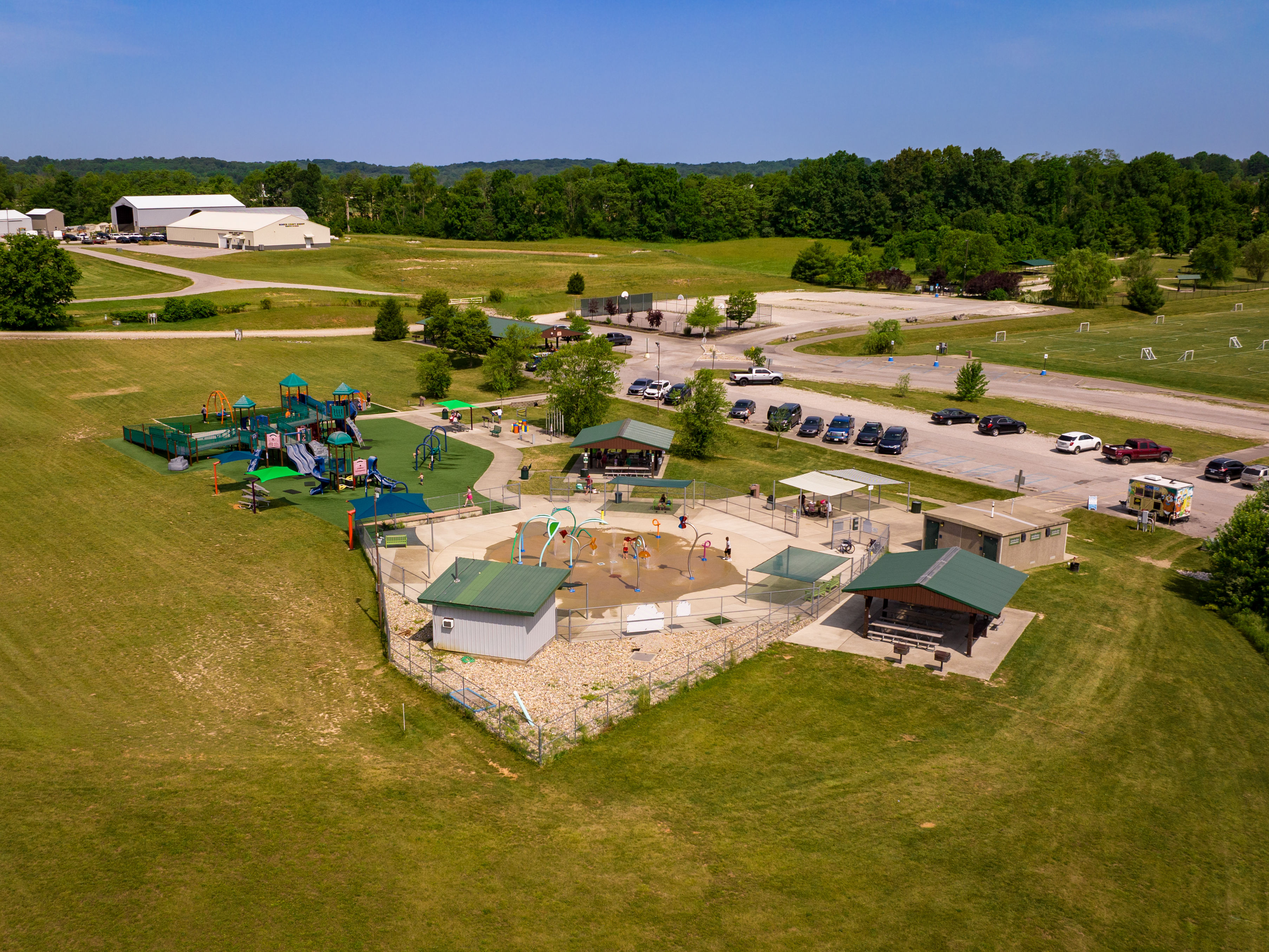 Karst Farm Park Splashpad - Points of Interest - OuterSpatial
