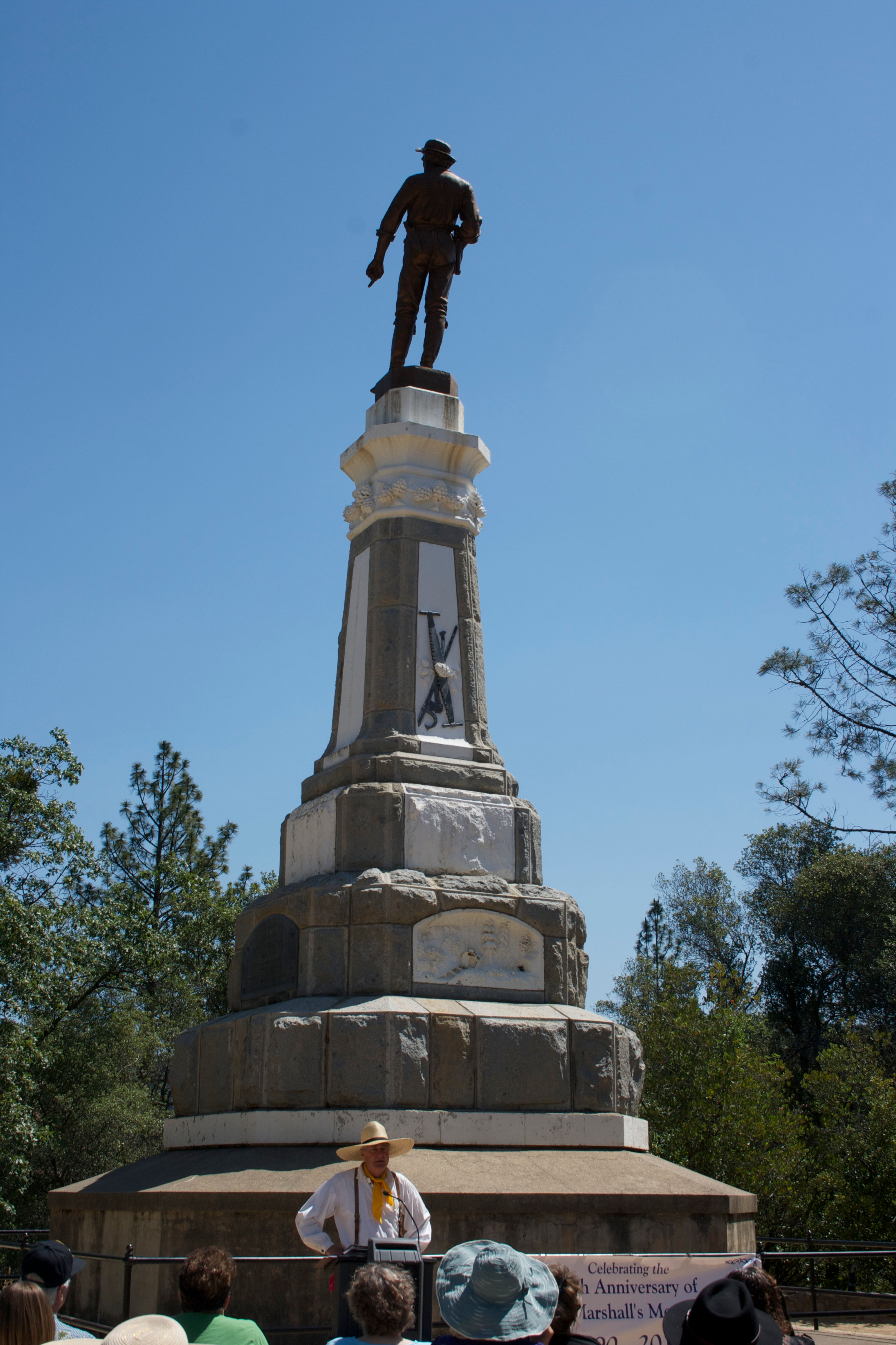 Park Historian Ed Allen speaking at Marshall's Monument at Marshall Gold Discovery SHP