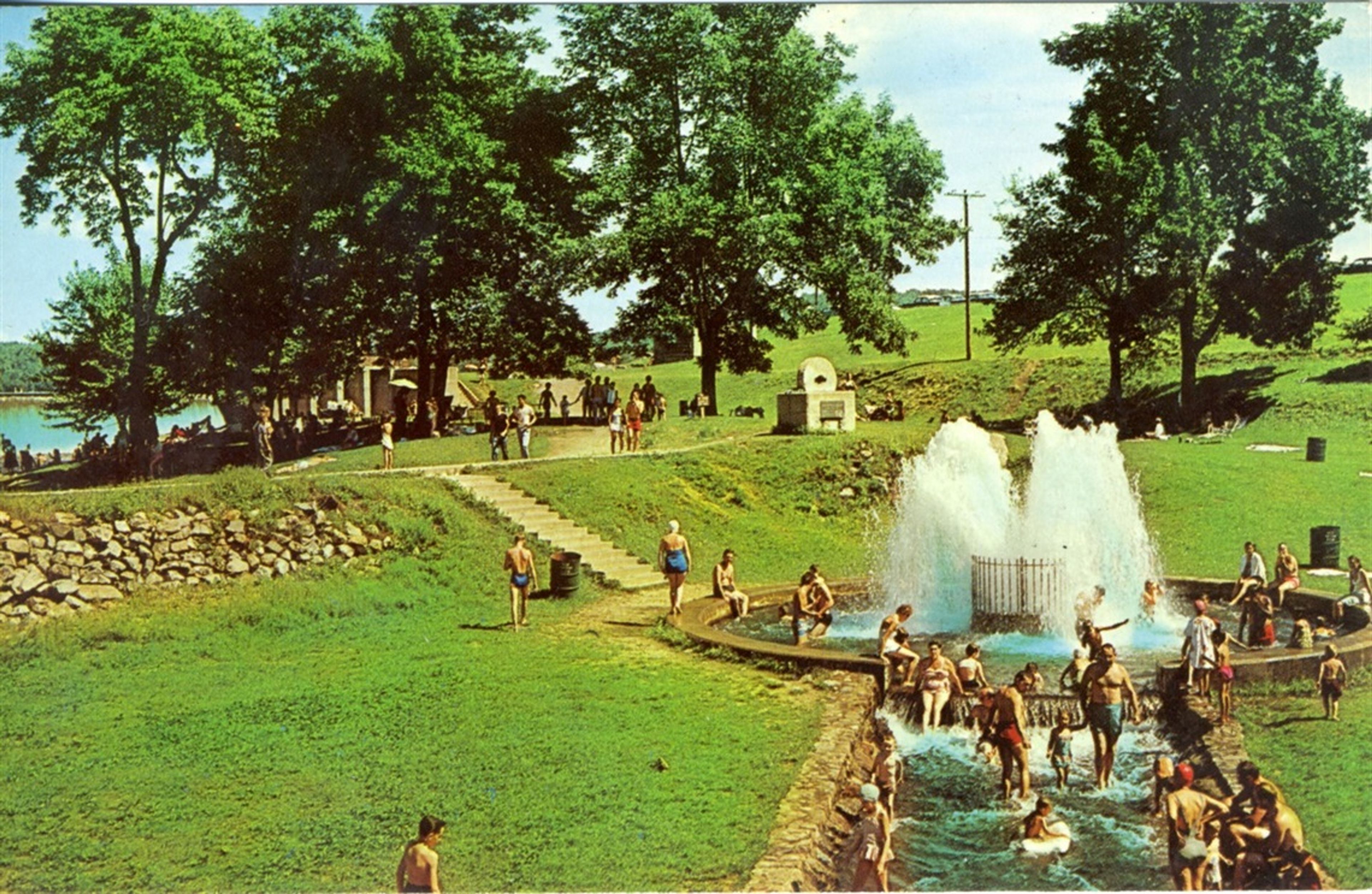 Historic post card photo (late 1950s)