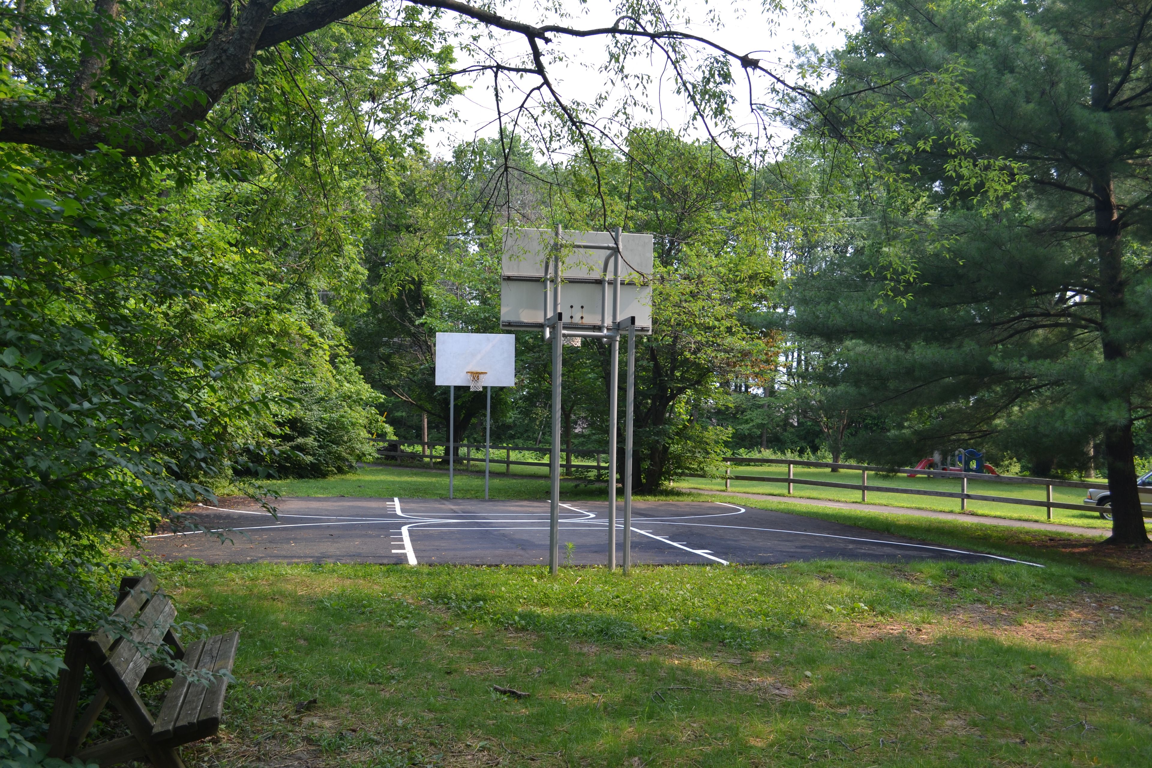 Park Ridge Park Basketball Court