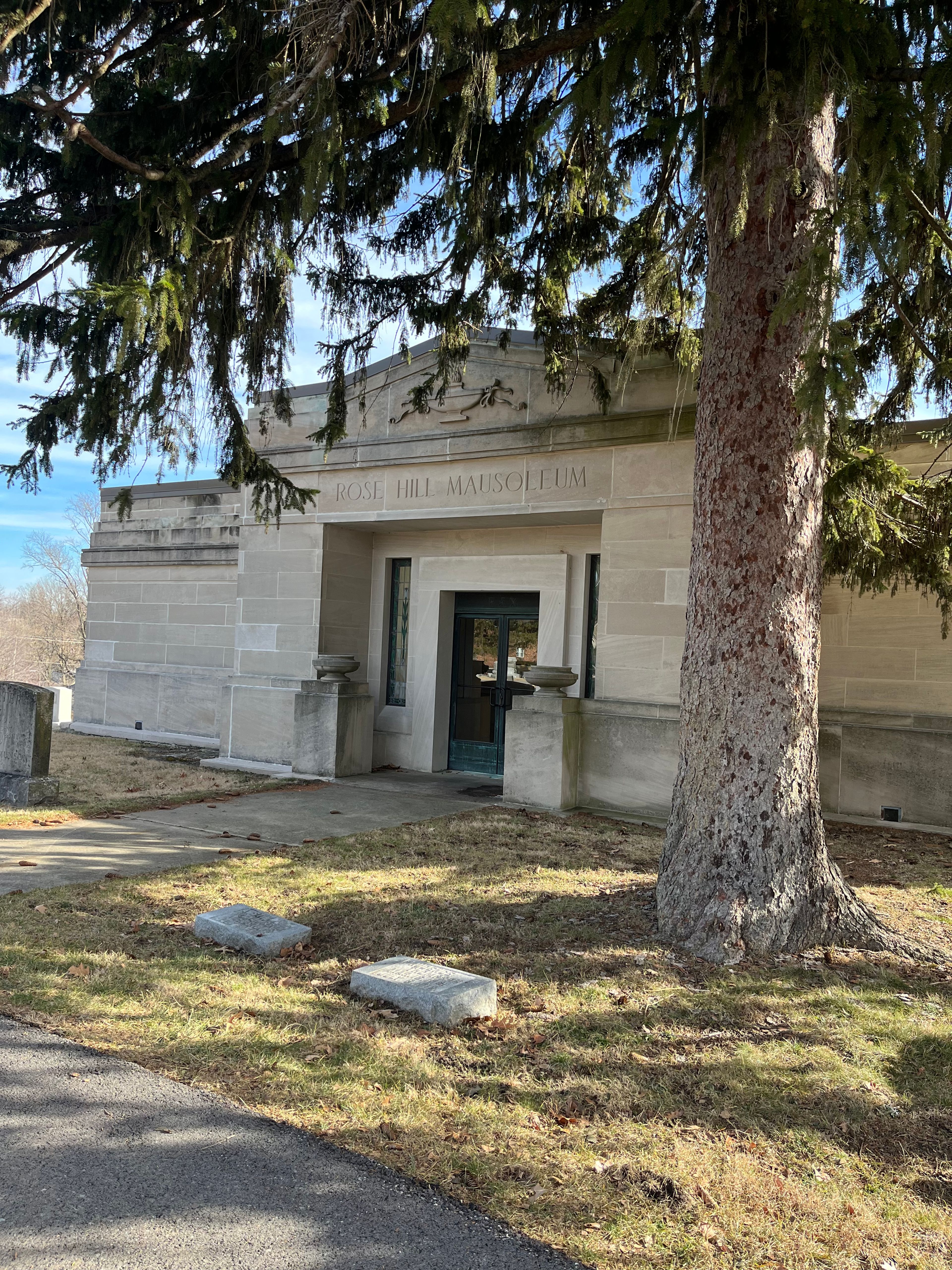 Rose Hill Outing - Mausoleum