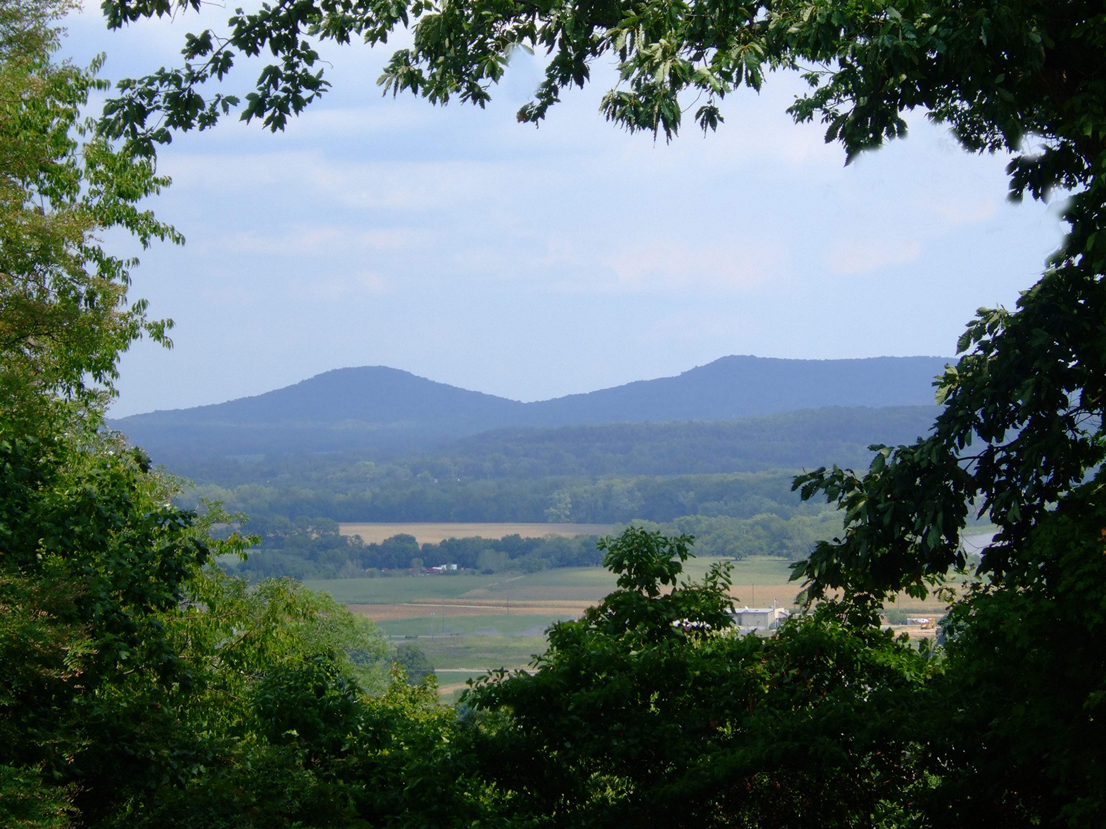 scenic vistas of distant ridgetops and the Scioto Valley below at great seal state park