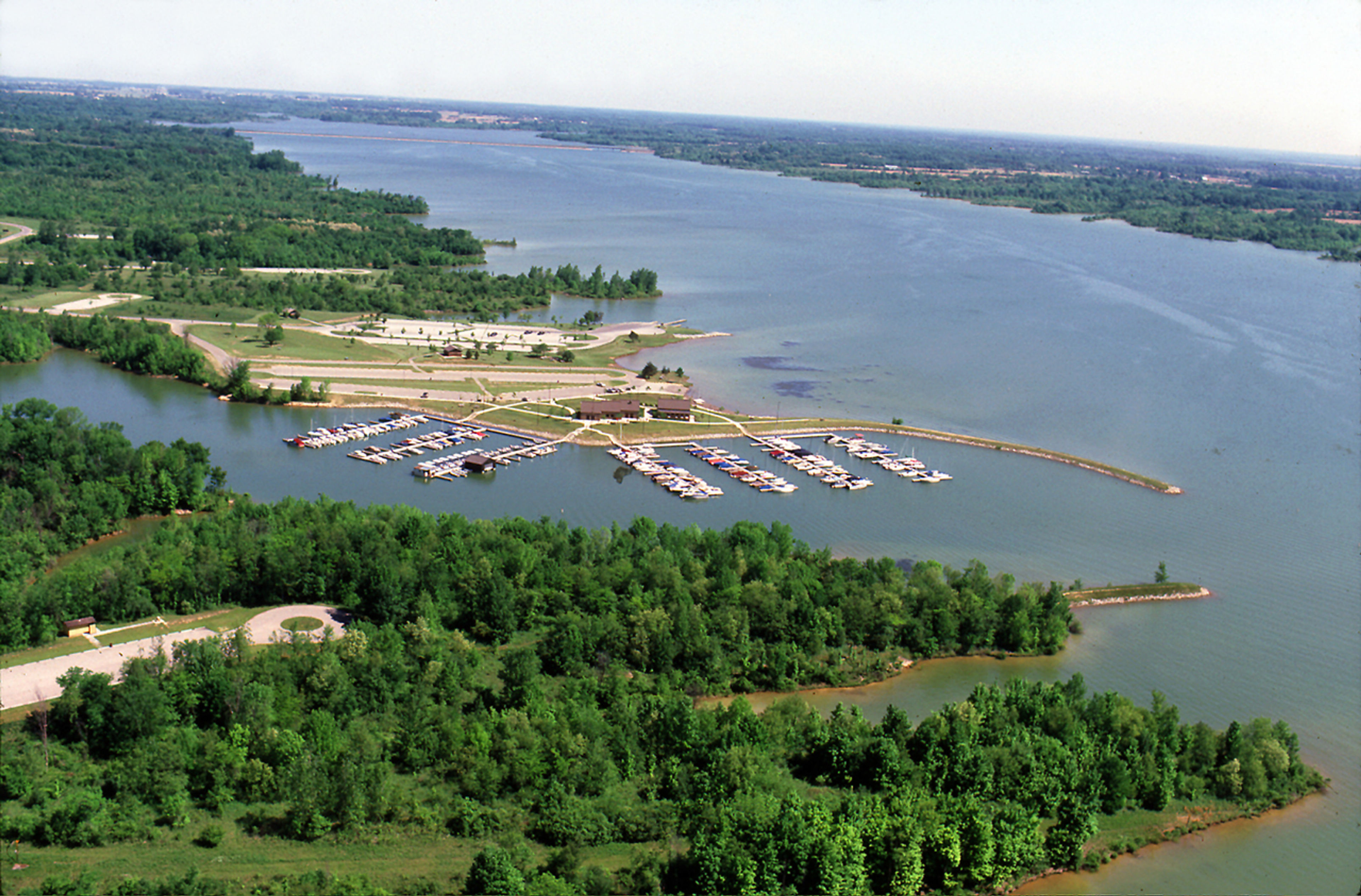 Aerial view of the Alum Creek Lake marina.