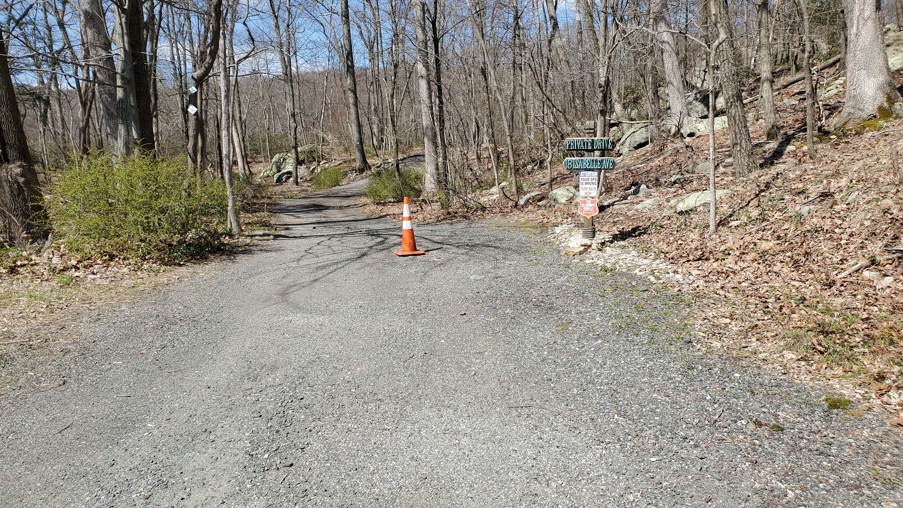 Entrance to Mt Inlet Spur of the LHT