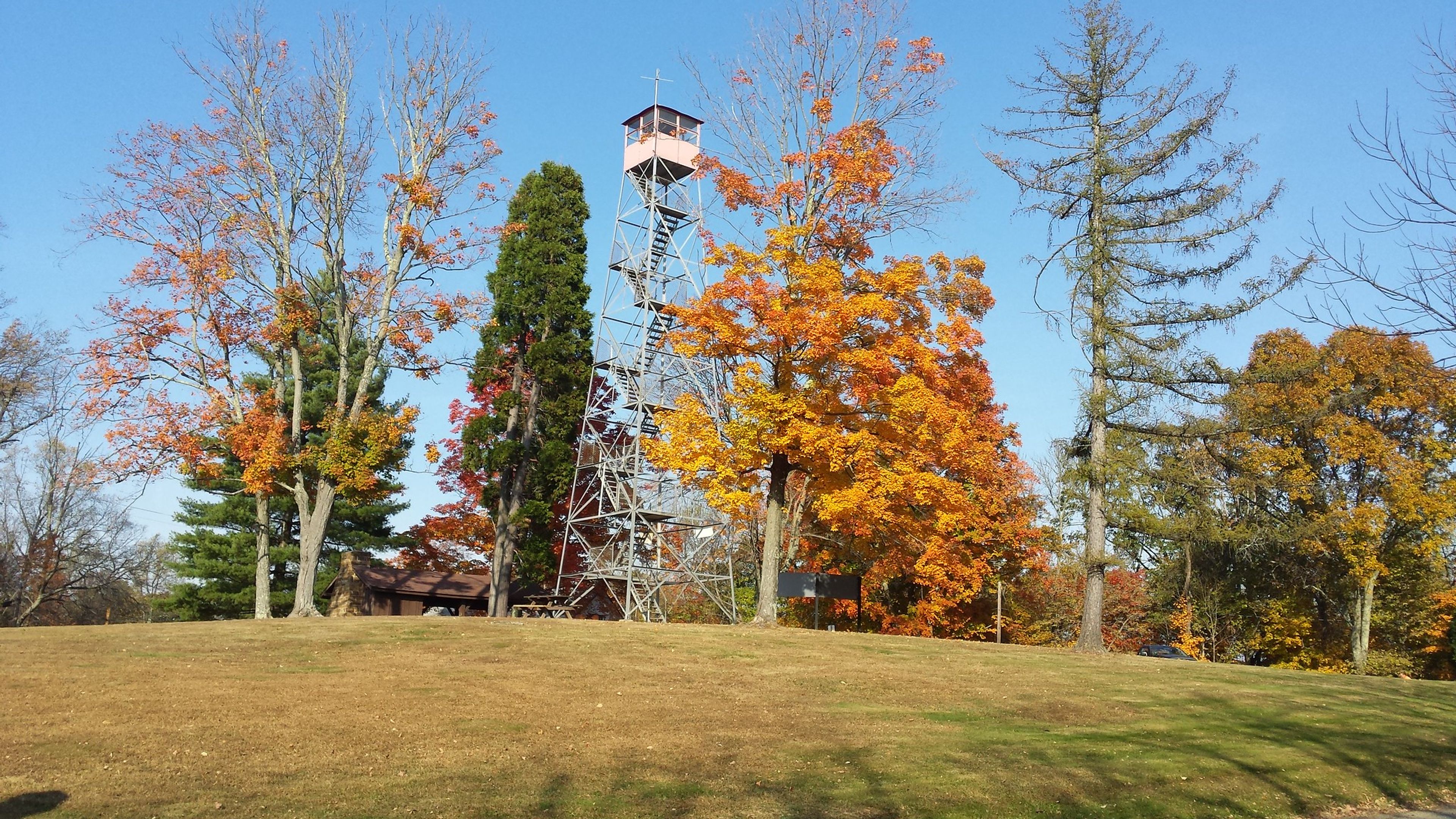 Fall color and fire tower at Scioto Trail State Park