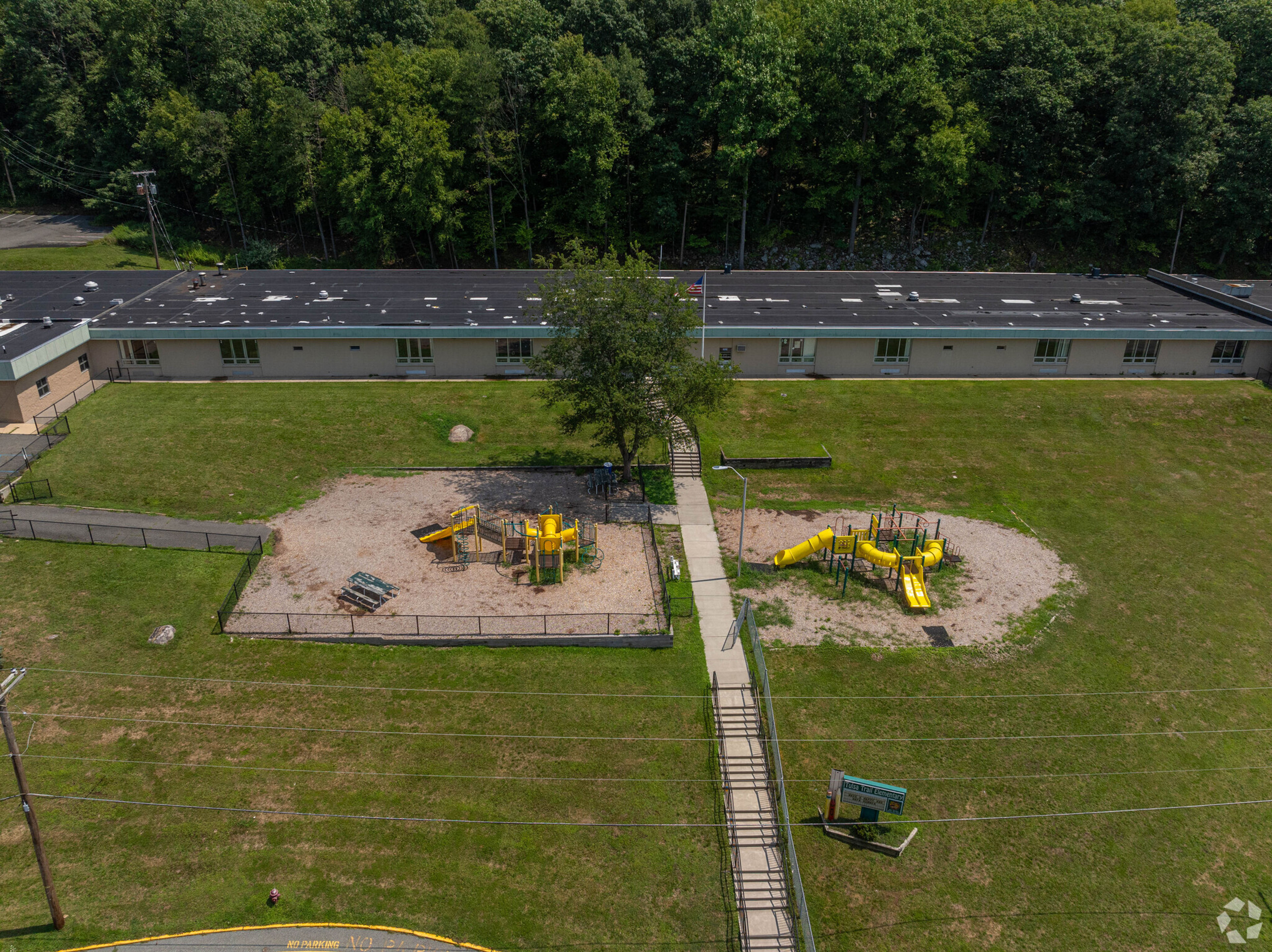 Tulsa Trail Elementary School - Play Area