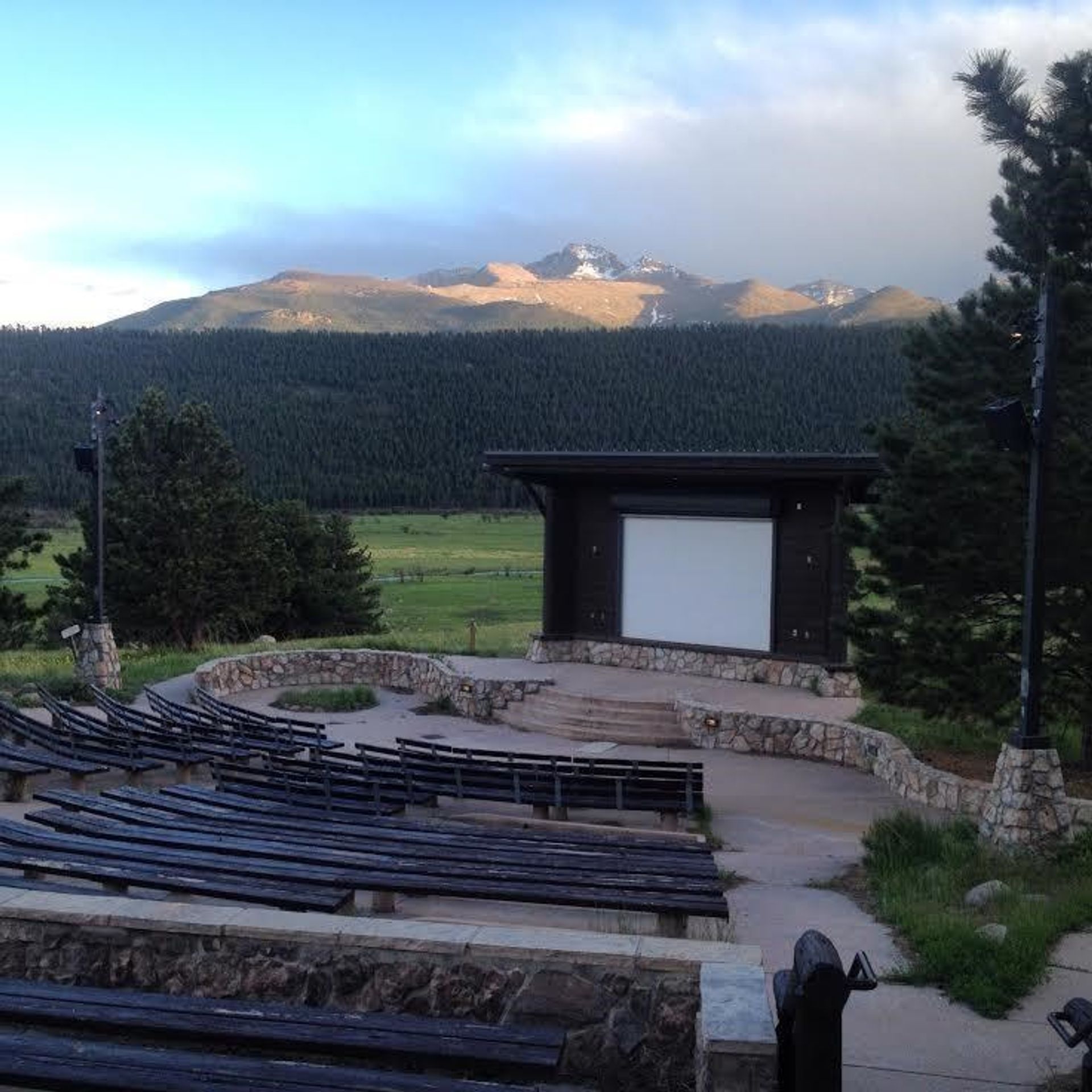 A photo of the Moraine Park Campground amphitheater.