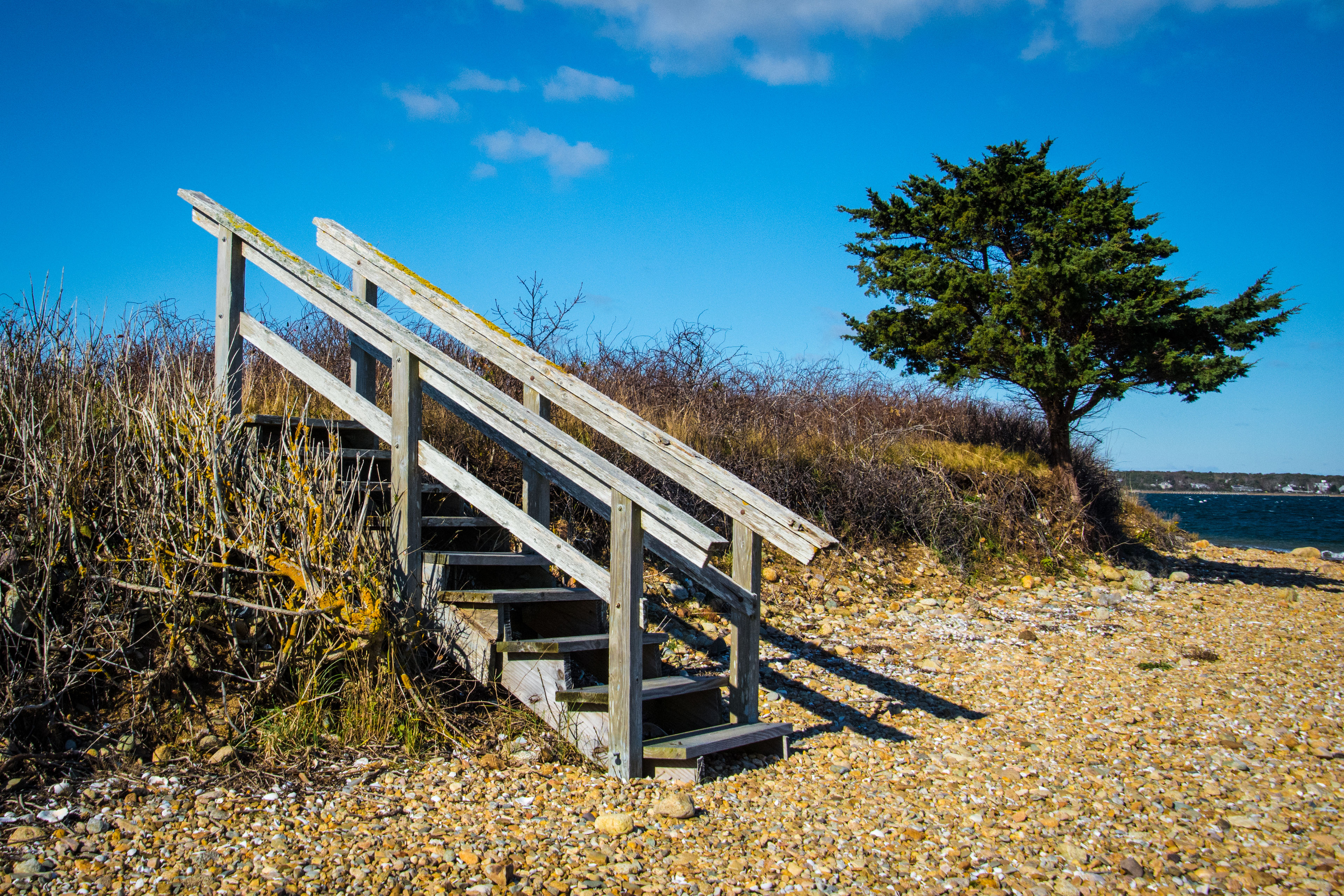 steps down to beach