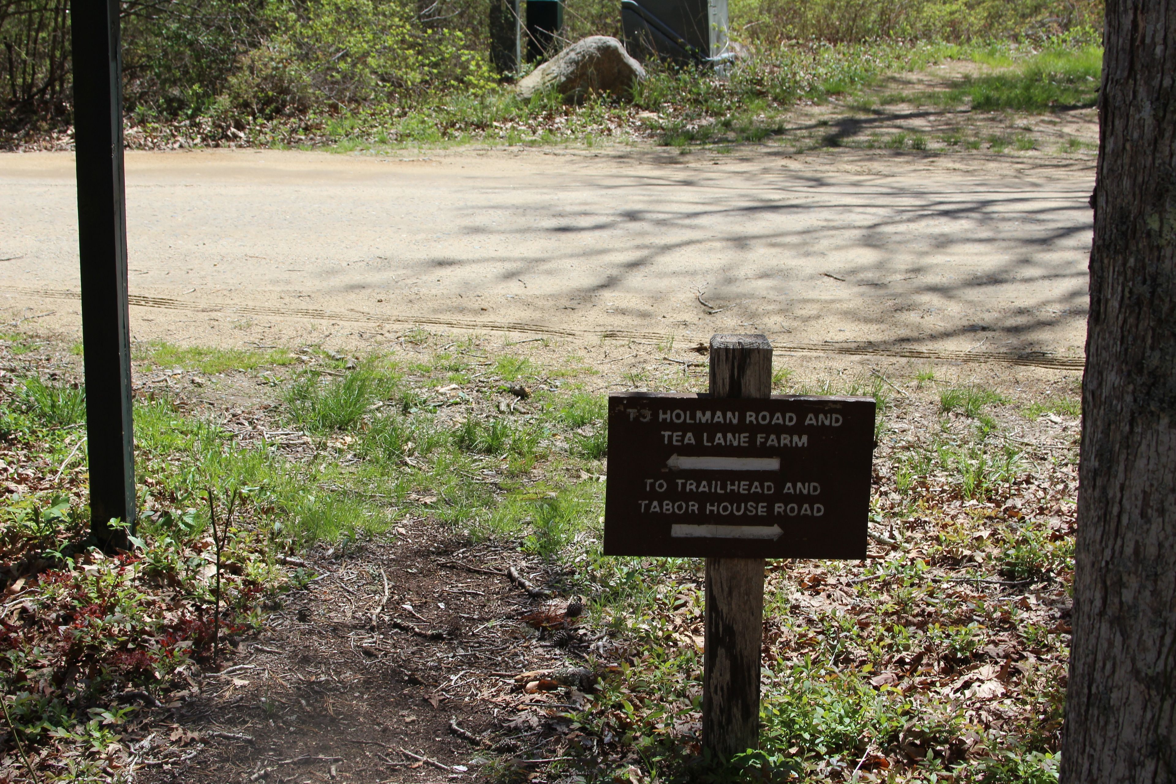 sign at Middle Line Road