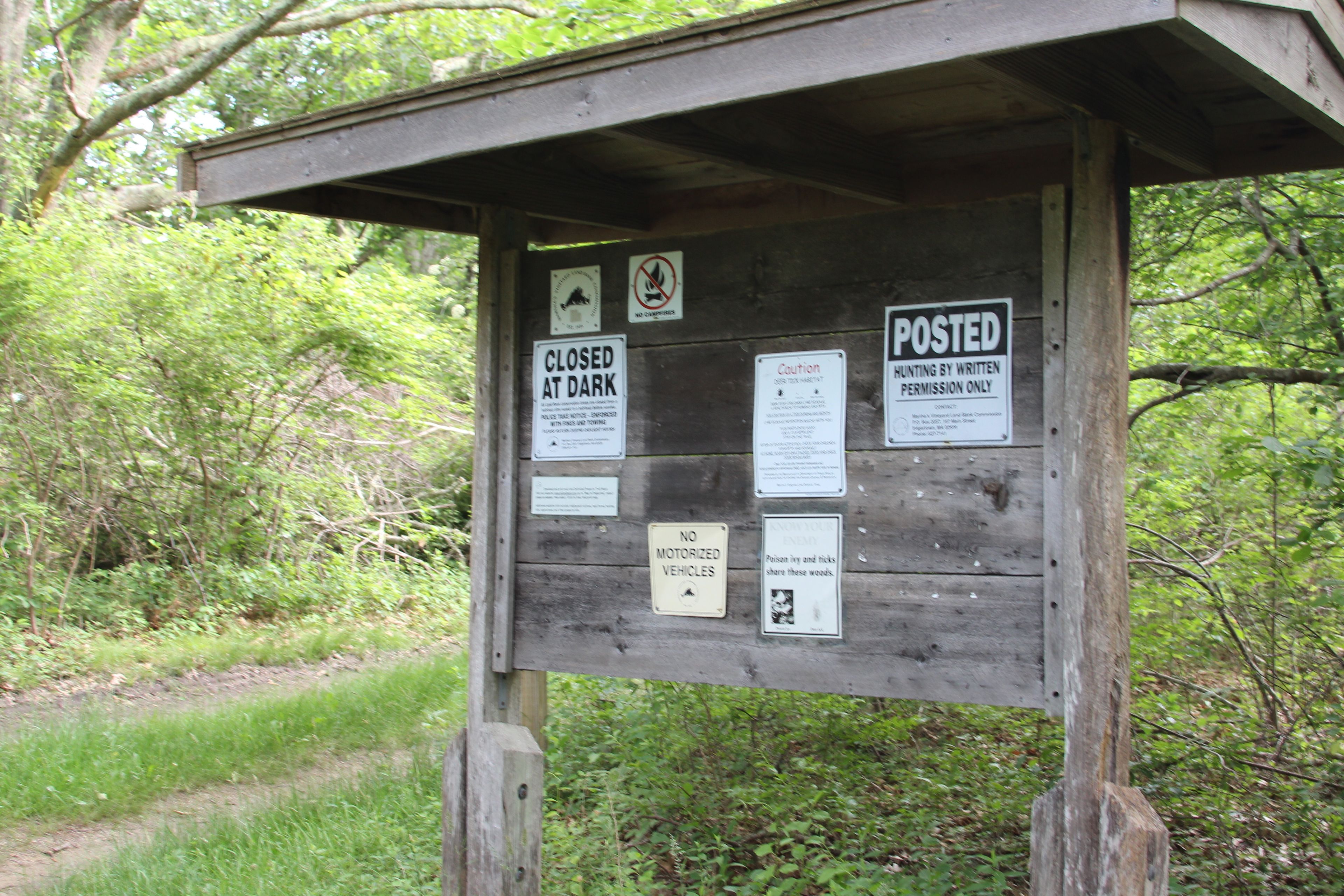 kiosk near Mill Brook Road entry path