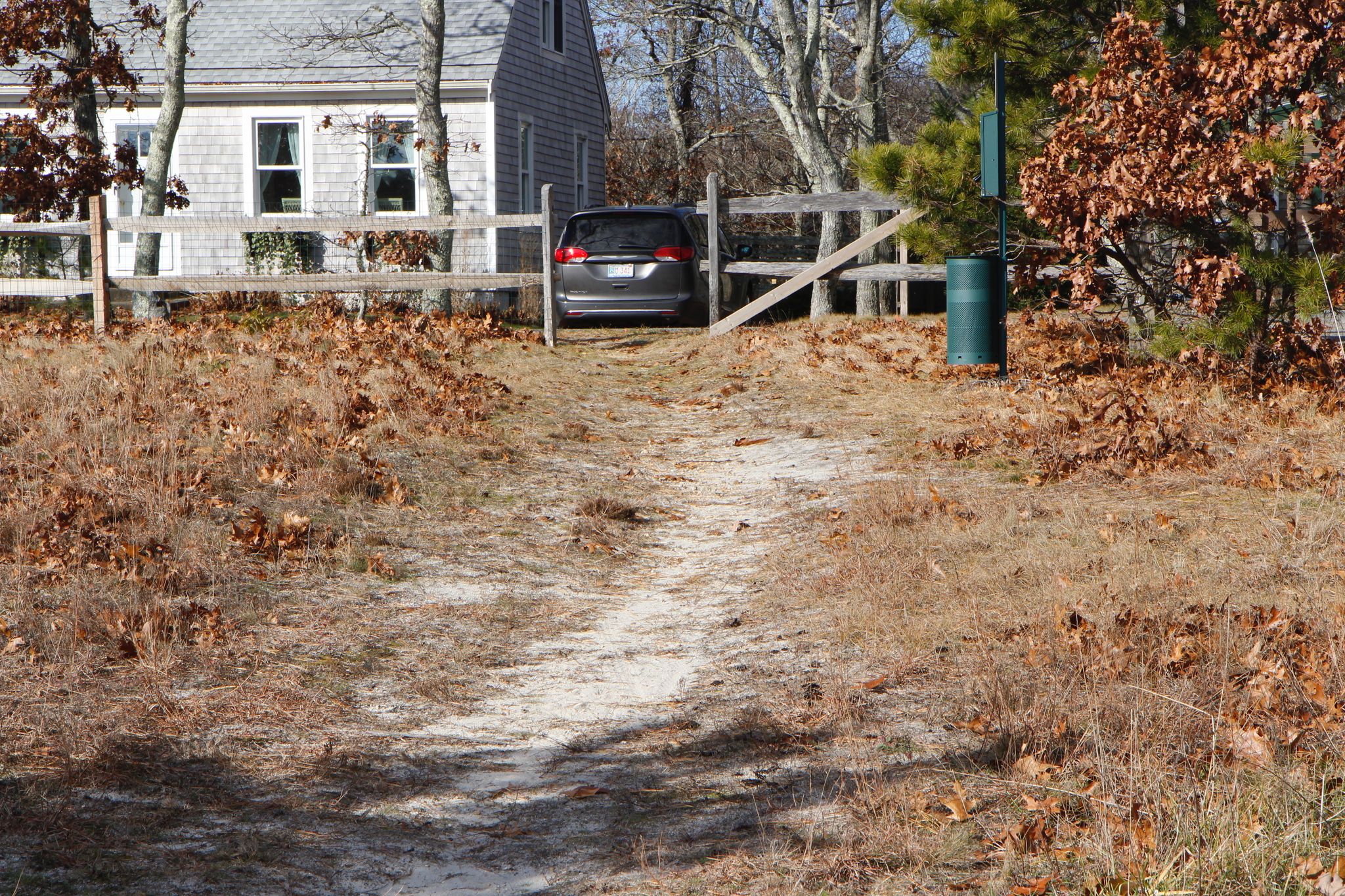 looking towards Tradewinds Road