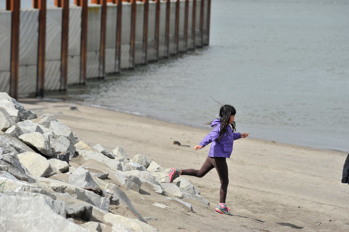 broughton_beach_girl_running.jpg