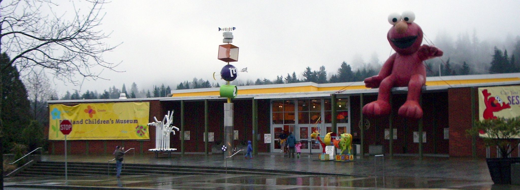 Pdx_washpark_childrensmuseum_entrance.jpeg