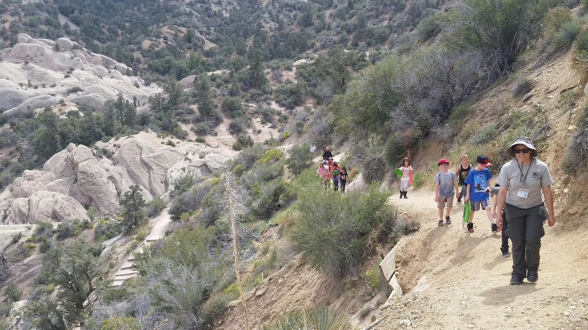 Day_Camp_Hikers_One-Mile_Loop_Trail_Devil_s_Punchbowl.jpeg