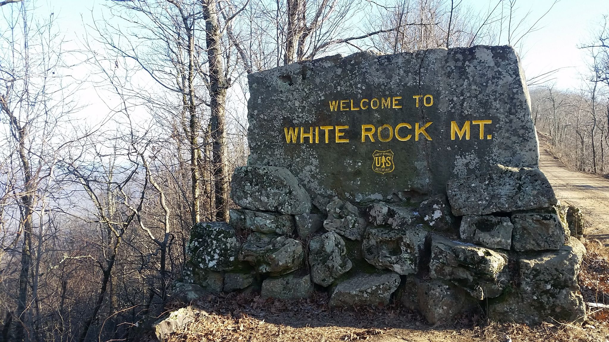Entrance to White Rock Mountain