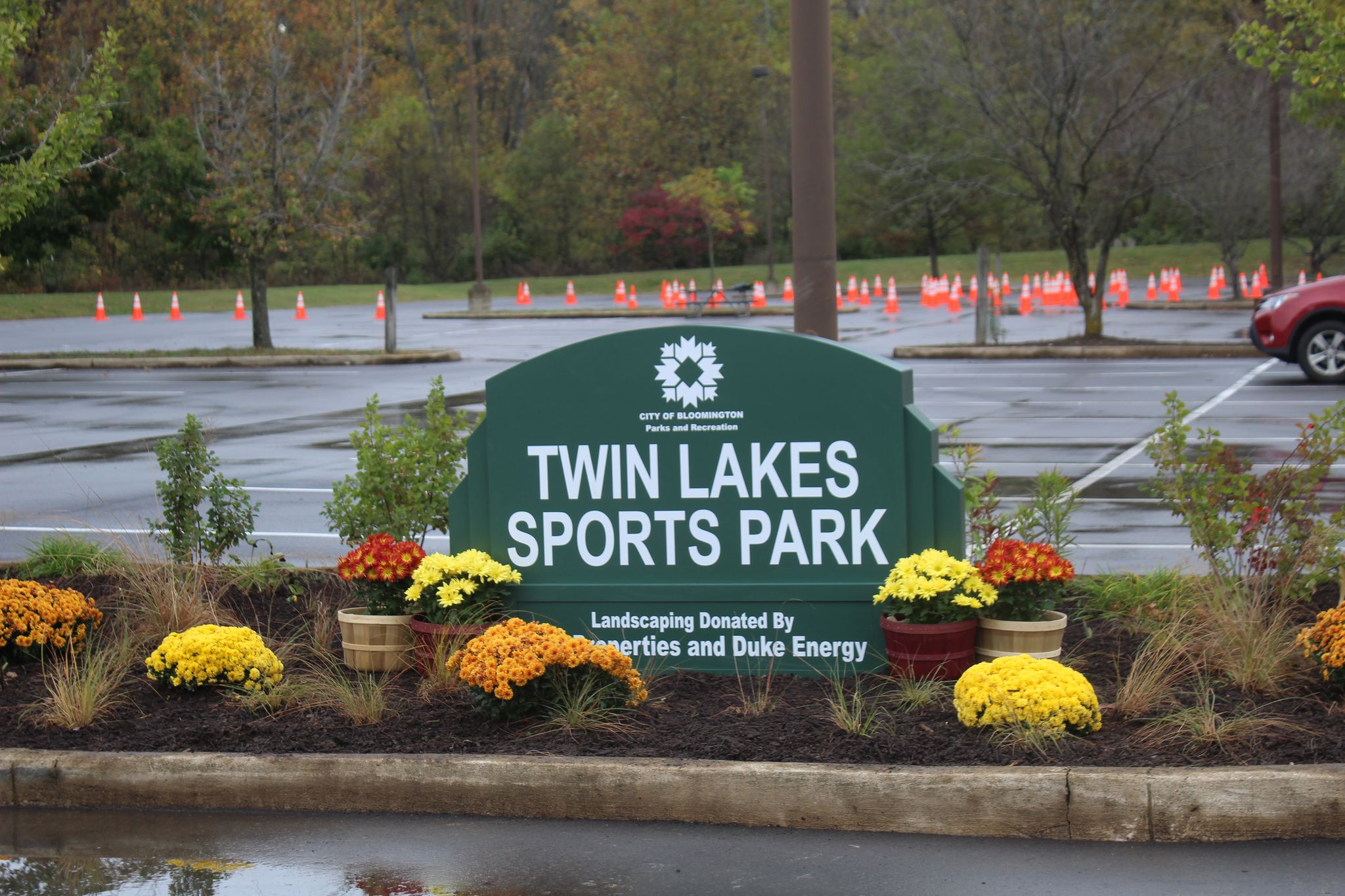 Twin Lakes Sports Park Sign