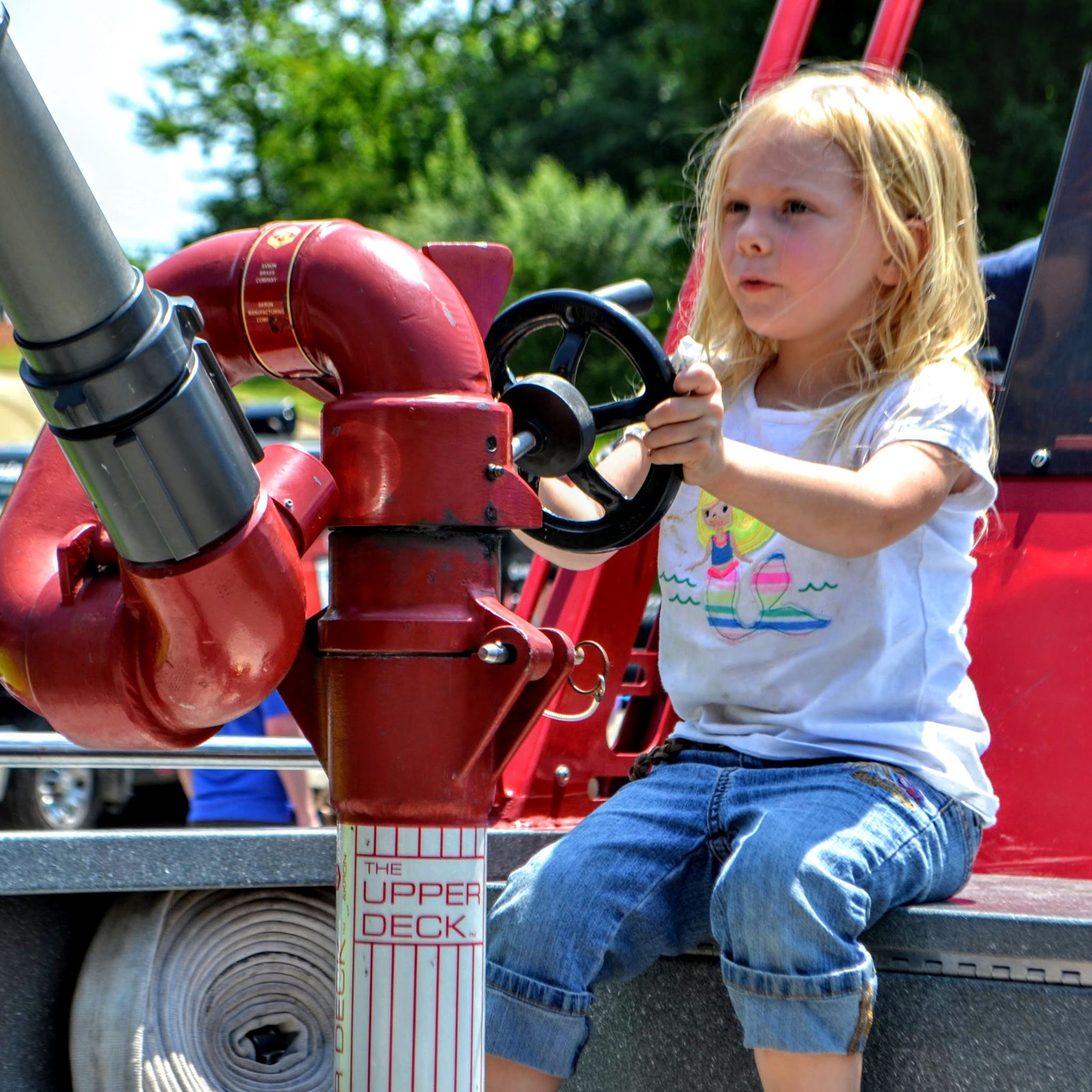 Child at 2016 Touch a Truck event