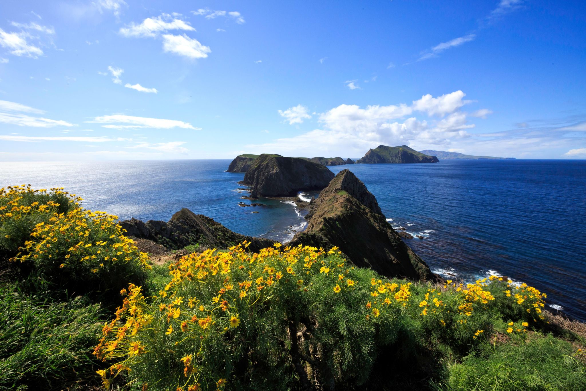 Inspiration Point, Anacapa Island: One of the most spectacular views in the park can be found from Inspiration Point. Looking to the west, one may see Middle and West Anacapa, with Santa Cruz Island in the distance.