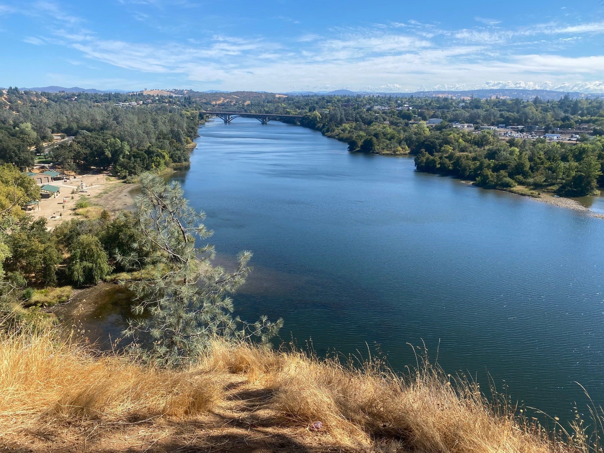 https://castateparksweek.org/wp-content/uploads/Picture-of-Negro-Bar-Day-Use-Area-from-Orangvale-Bluffs-Barry-Smith.jpg?wpId=1020