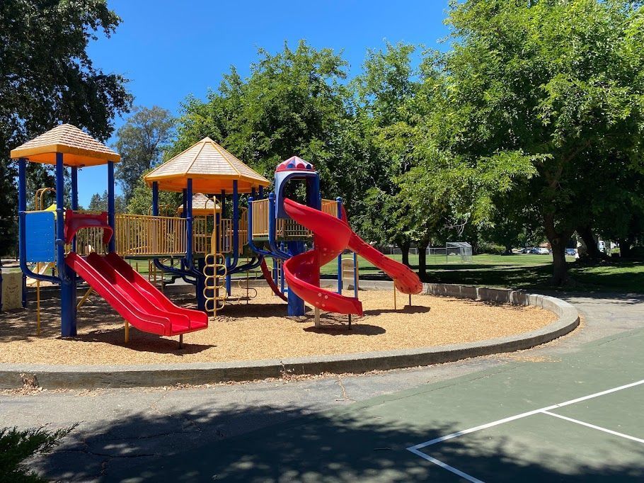 Beelard Park bigger playground