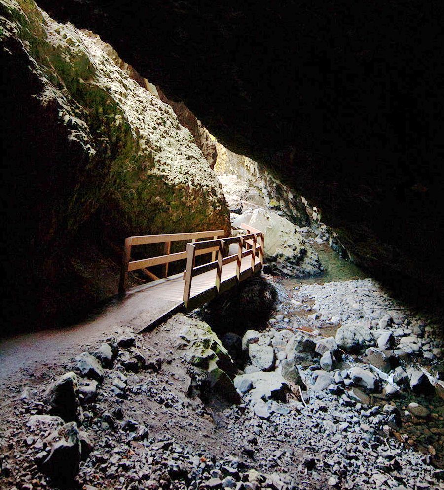 Bridge through Boulder Cave. Photo by Samantha Levang.