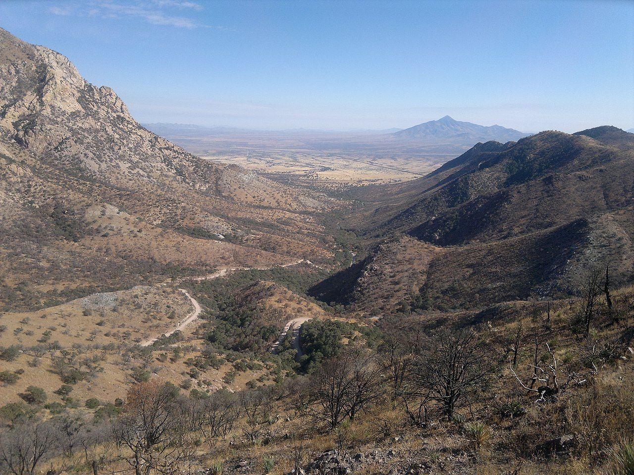 Montezuma Pass Overlook. Photo by maarit u.