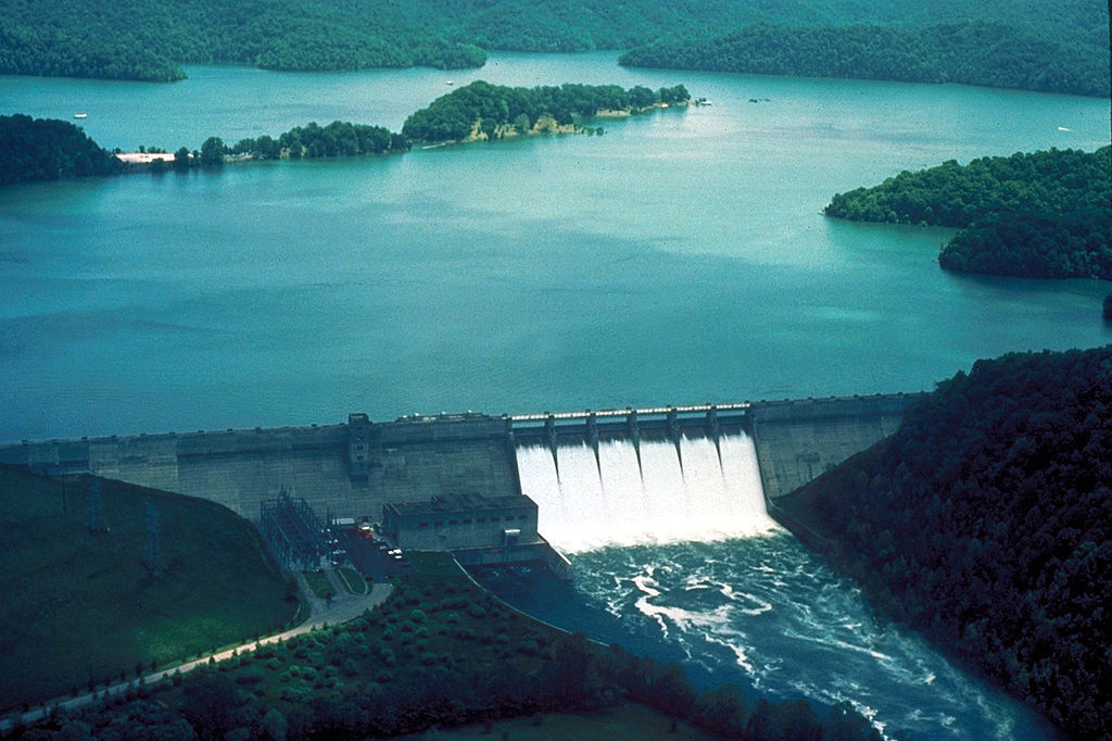 Dale Hollow Dam and Lake on the Obey River. Photo by George Green.