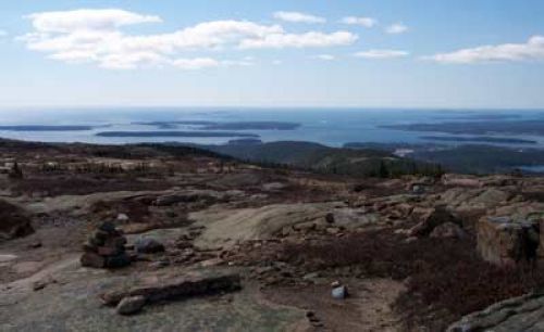 VIEW FROM DORR MOUNTAIN TRAIL IN ACADIA NATIONAL PARK