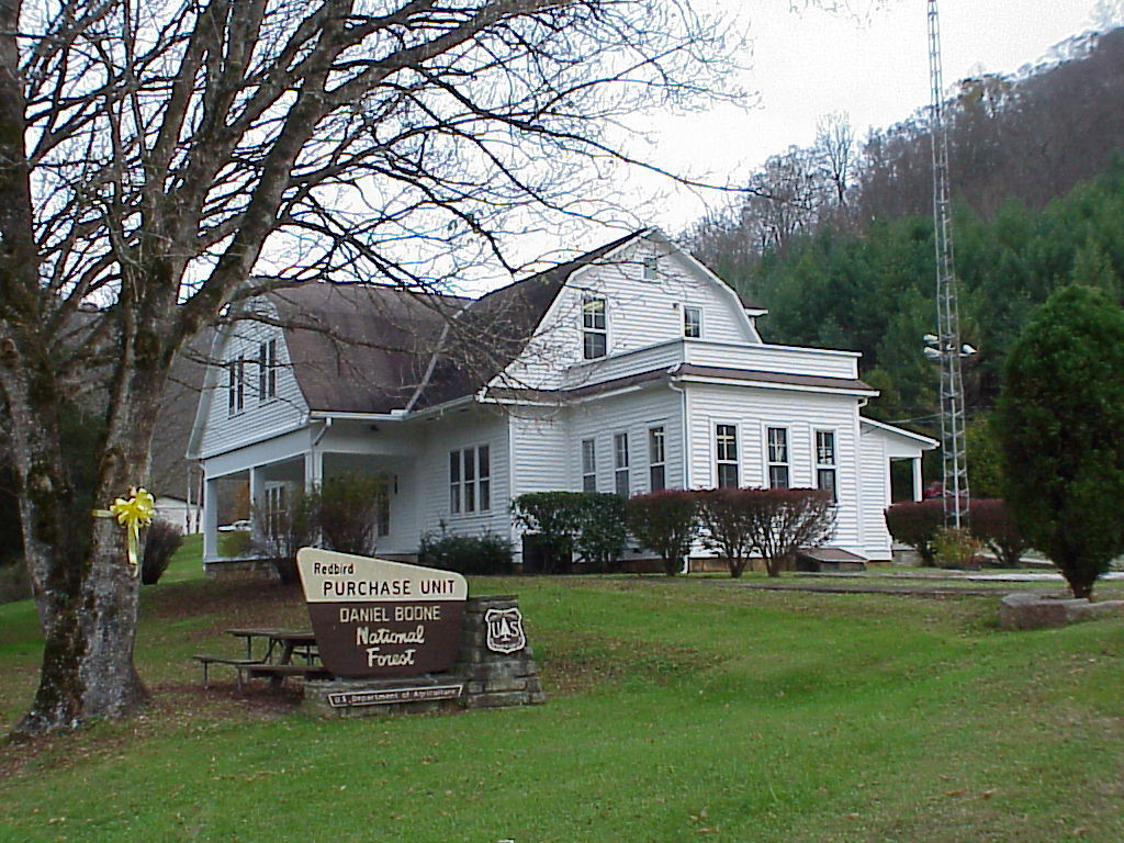 Redbird Ranger District Office built in 1924. Photo by USFS.