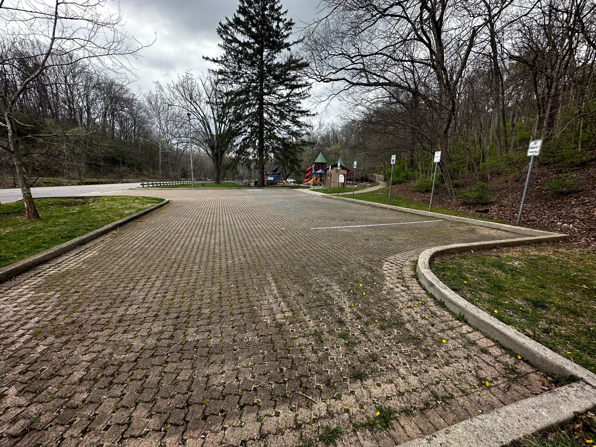 Lower Cascades Park Parking Lot 3