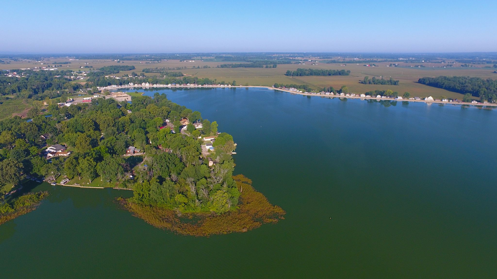 aerial view of Buckeye Lake State park on a sunny day