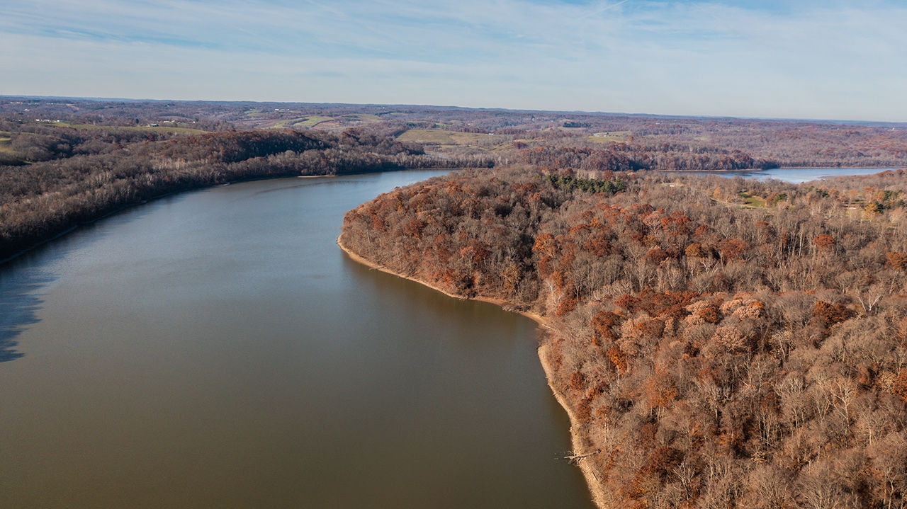 Aerial view of Dillon Lake in autumn at Dillon State Park.