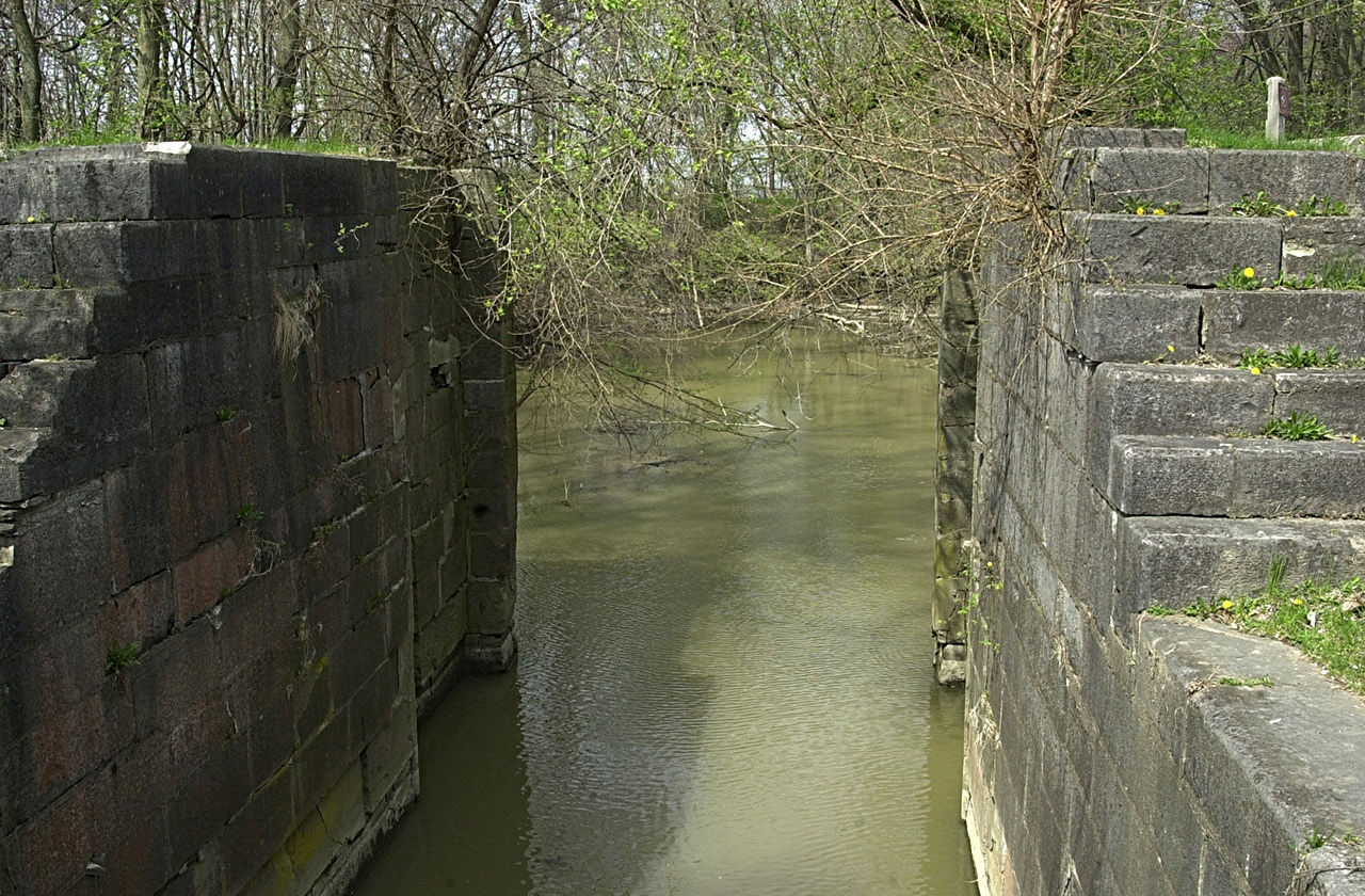 A water way between stone walls at Independence Dam State Park