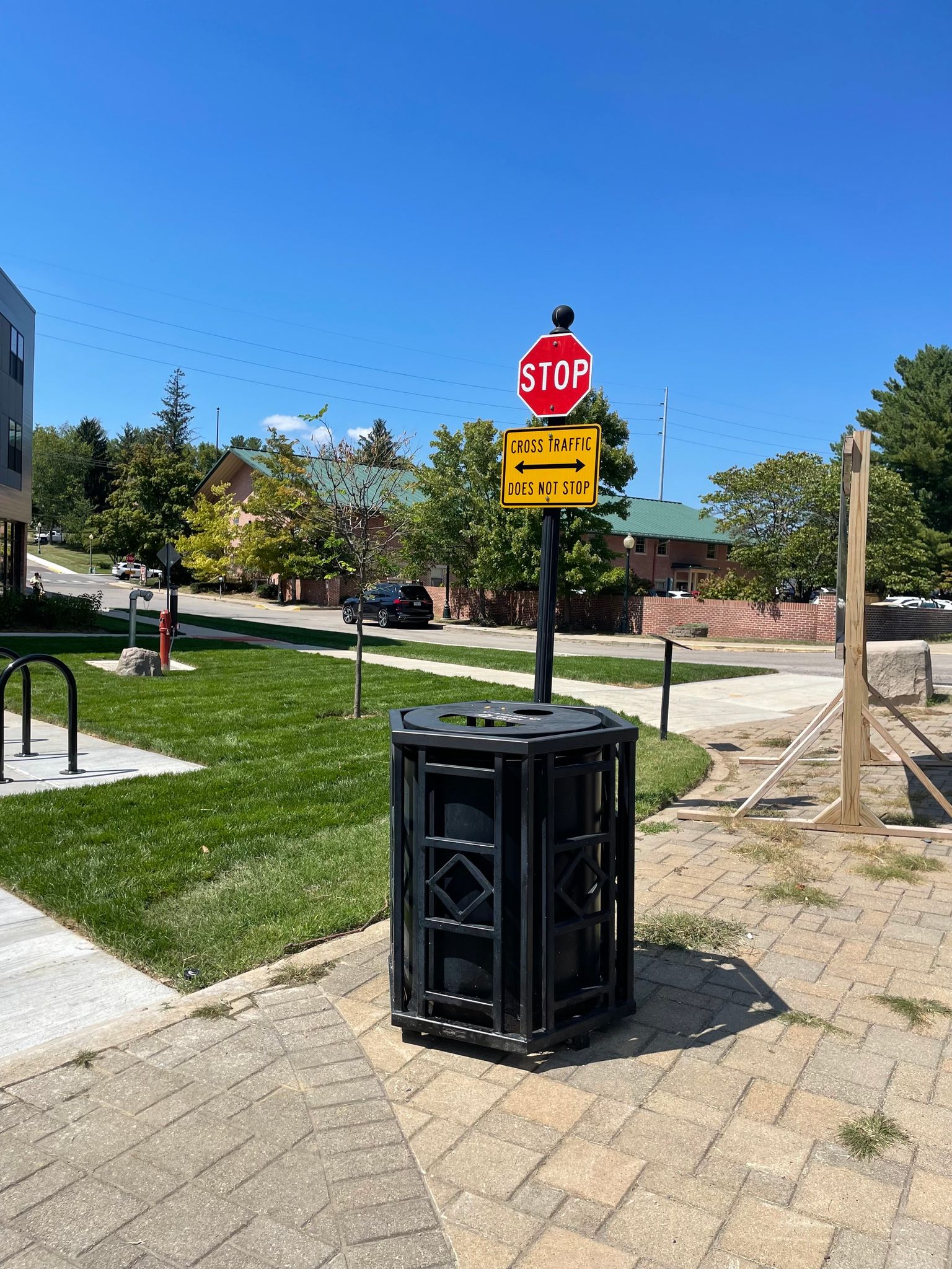 B-Line Waste Receptacle Near 8th Street