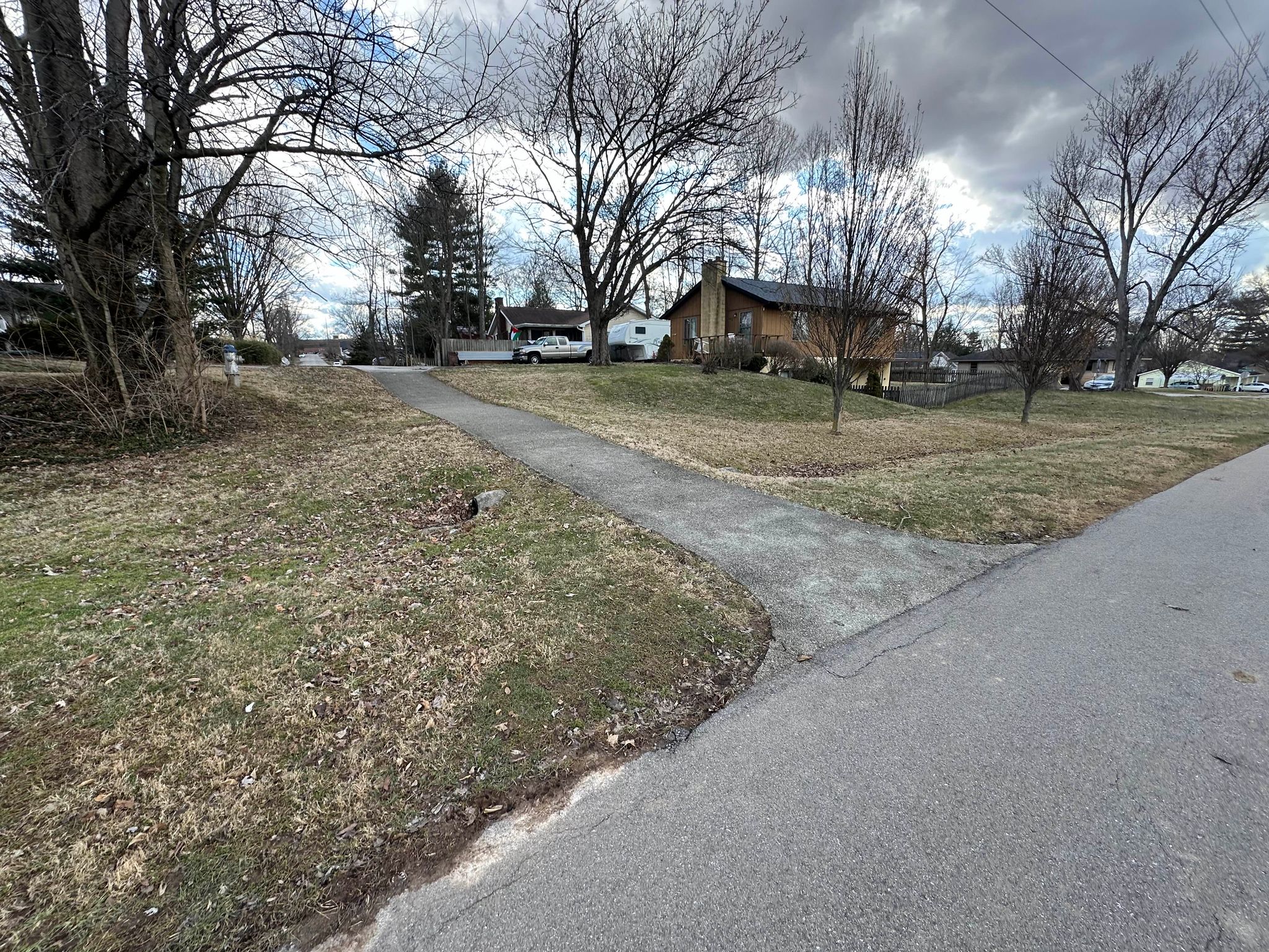 Bryan Park Access Trail