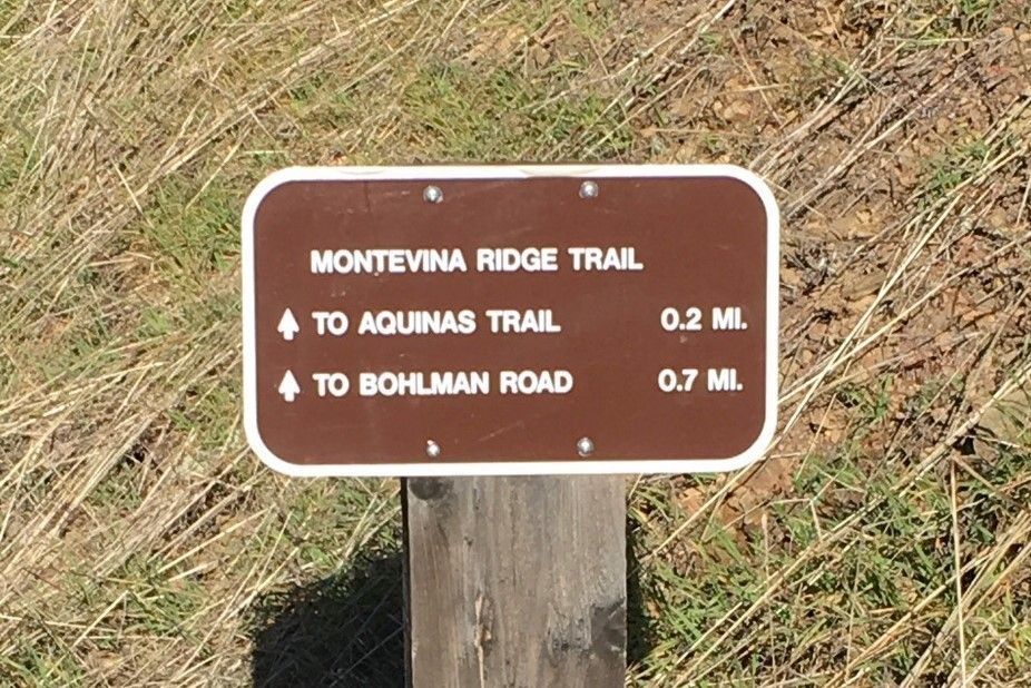 Montevina Ridge Trailhead Sign