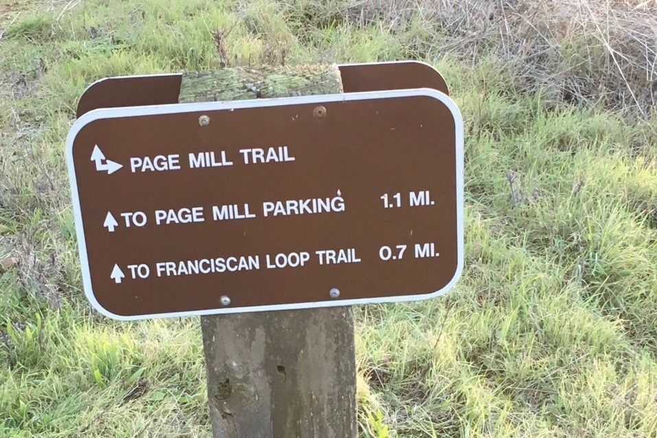 Page Mill (LT01) Trailhead Sign