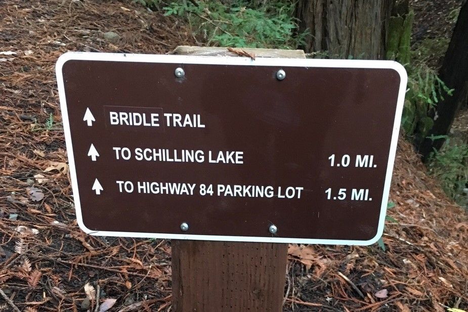 Bridle Trailhead Sign