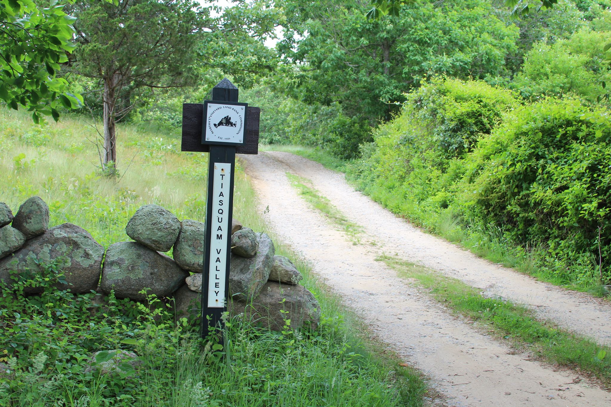 sign at Middle Road